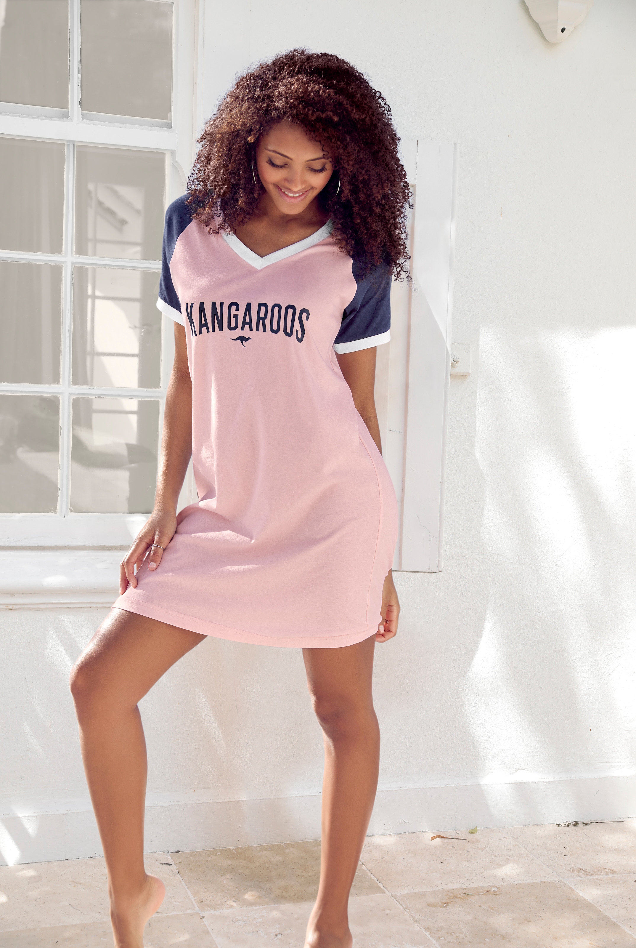 KangaROOS Bigshirt, mit kontrastfarbenen Raglanärmeln online bei OTTO | Shortys