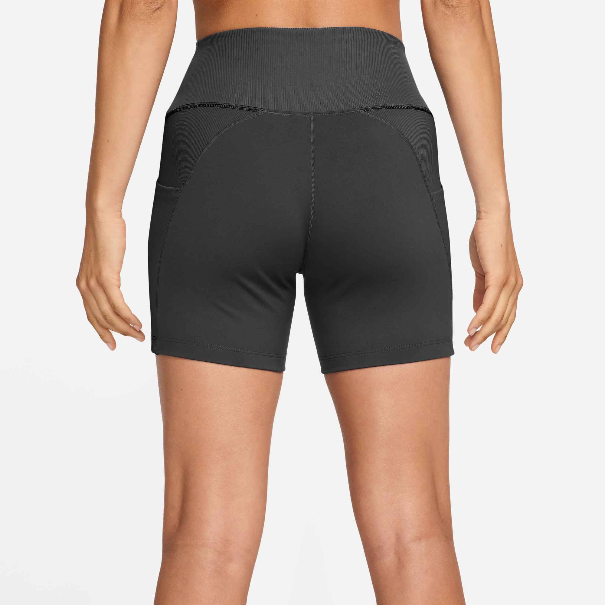 Nike Trainingsshorts »W NK DF ONE HR 5IN SHORT B«  mit Dri-FIT-Technologie, schnell trocknendes Material