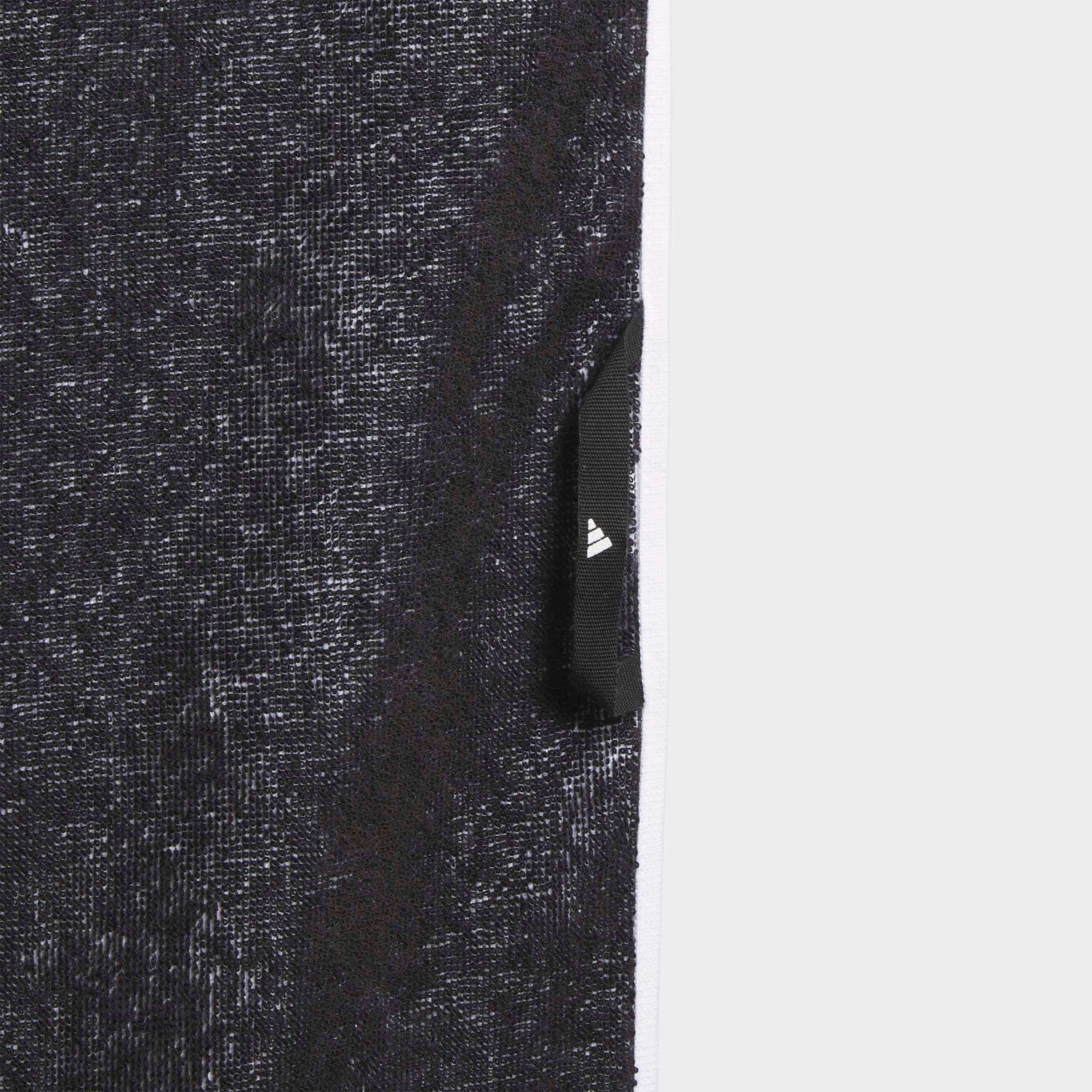 adidas Performance Handtuch »PERFORMANCE GROSS« mit großformatigem Design
