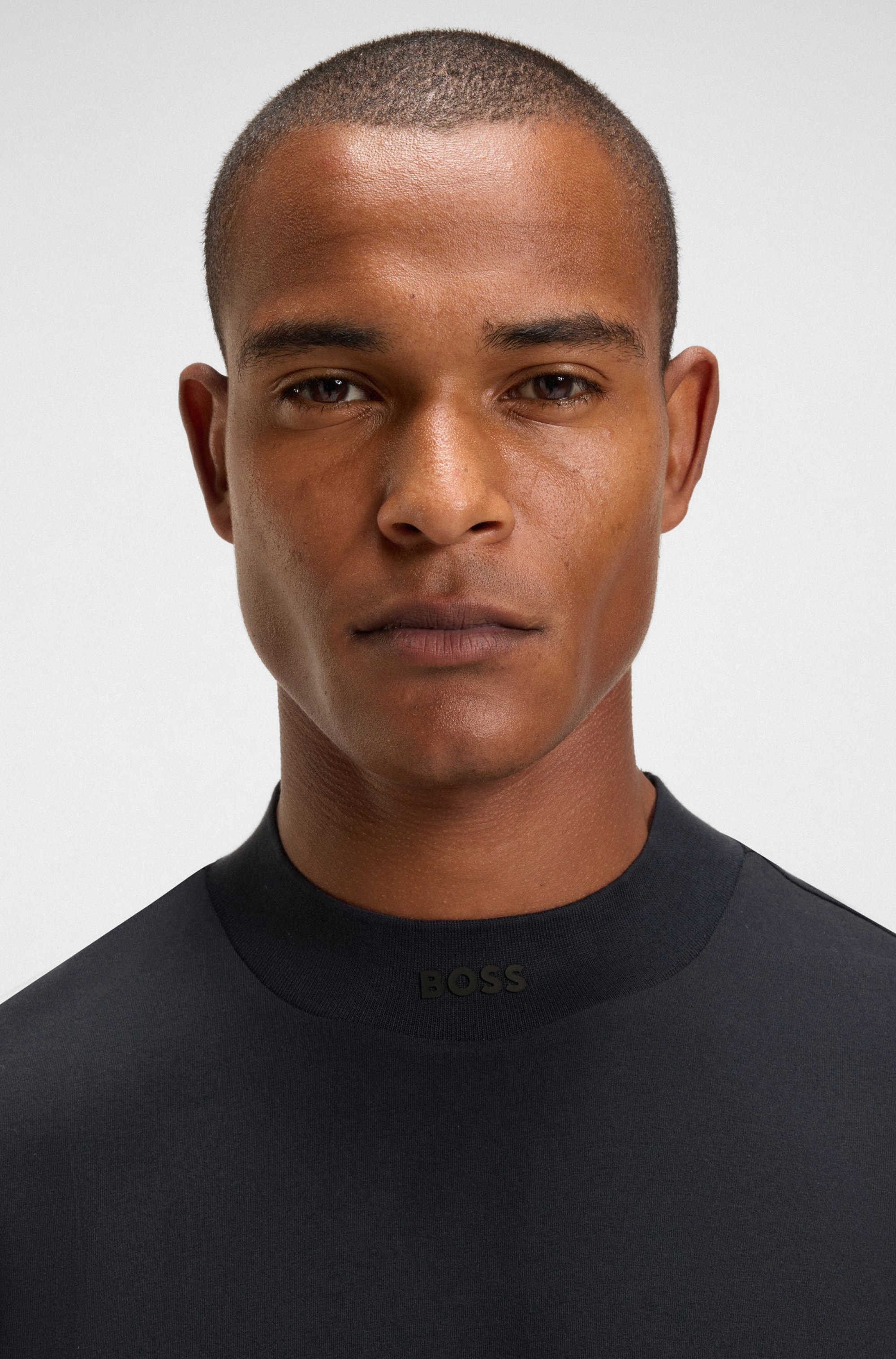 BOSS GREEN T-Shirt »Tee Collar Zone«, mit Logo am Ausschnitt