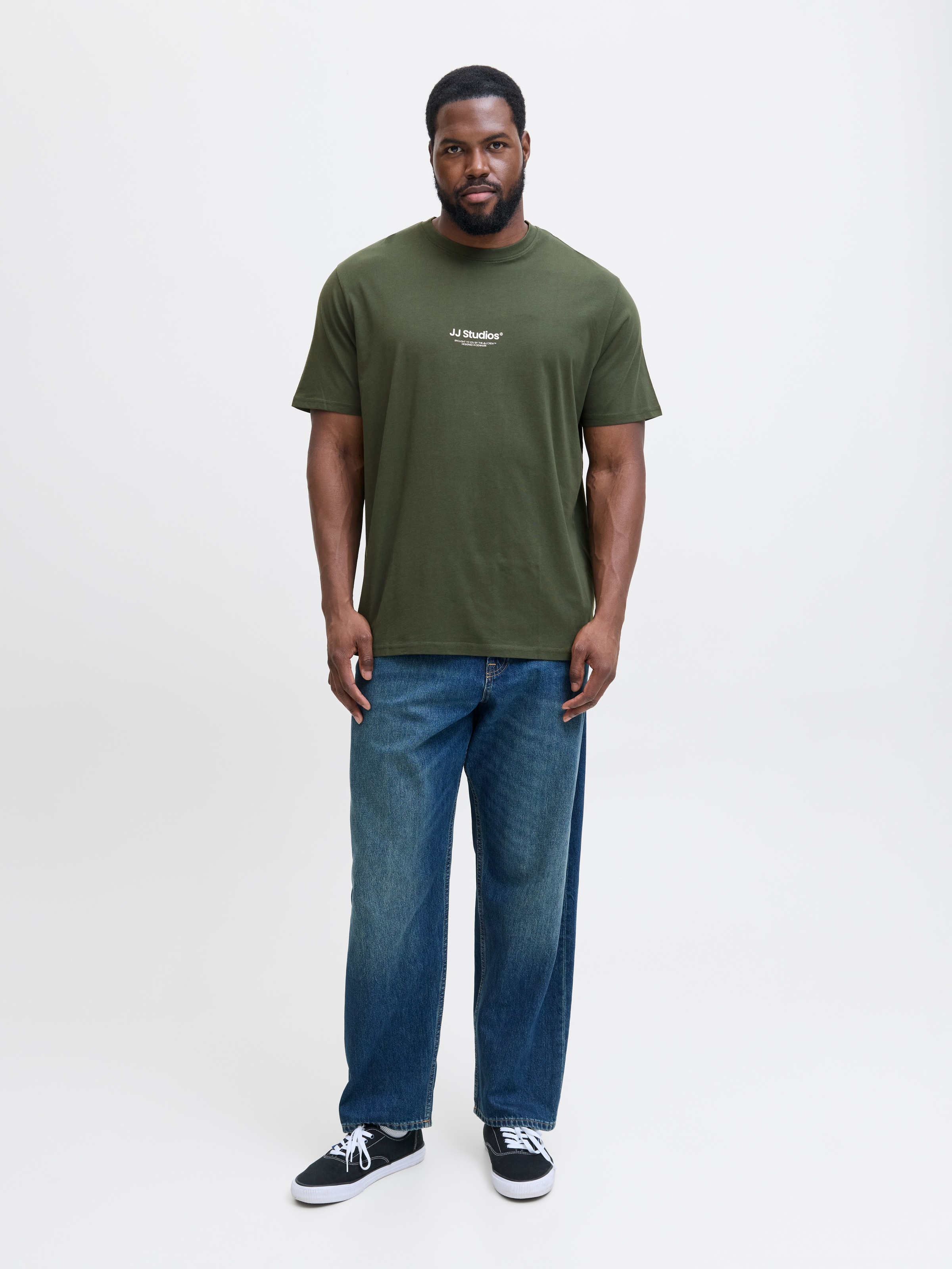 Jack & Jones PlusSize T-Shirt »JJESOHO TEE SS CREW NECK NOOS PLS«, mit Logobranding