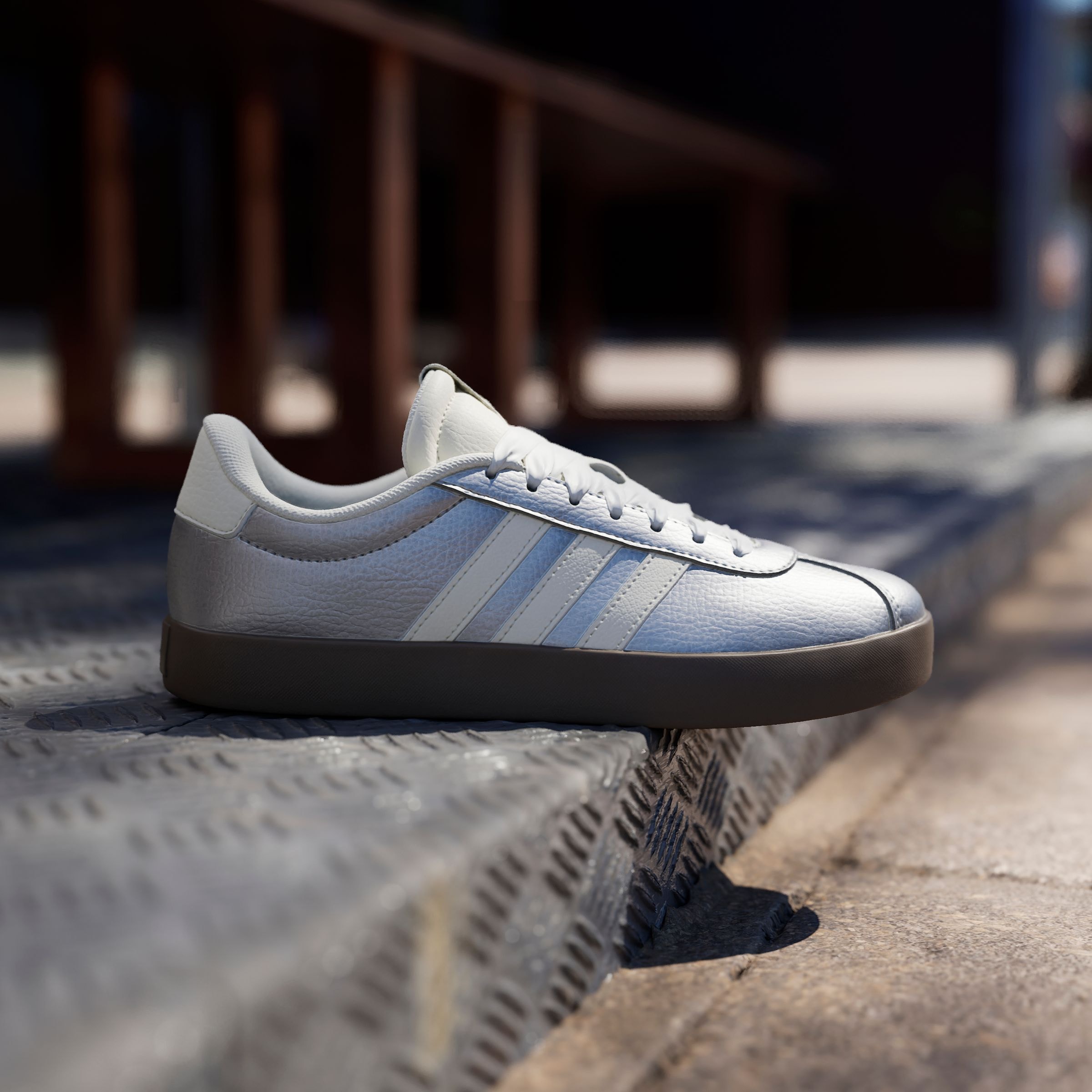 adidas Sportswear Sneaker »VL COURT 3.0«, inspiriert vom Design des adidas samba