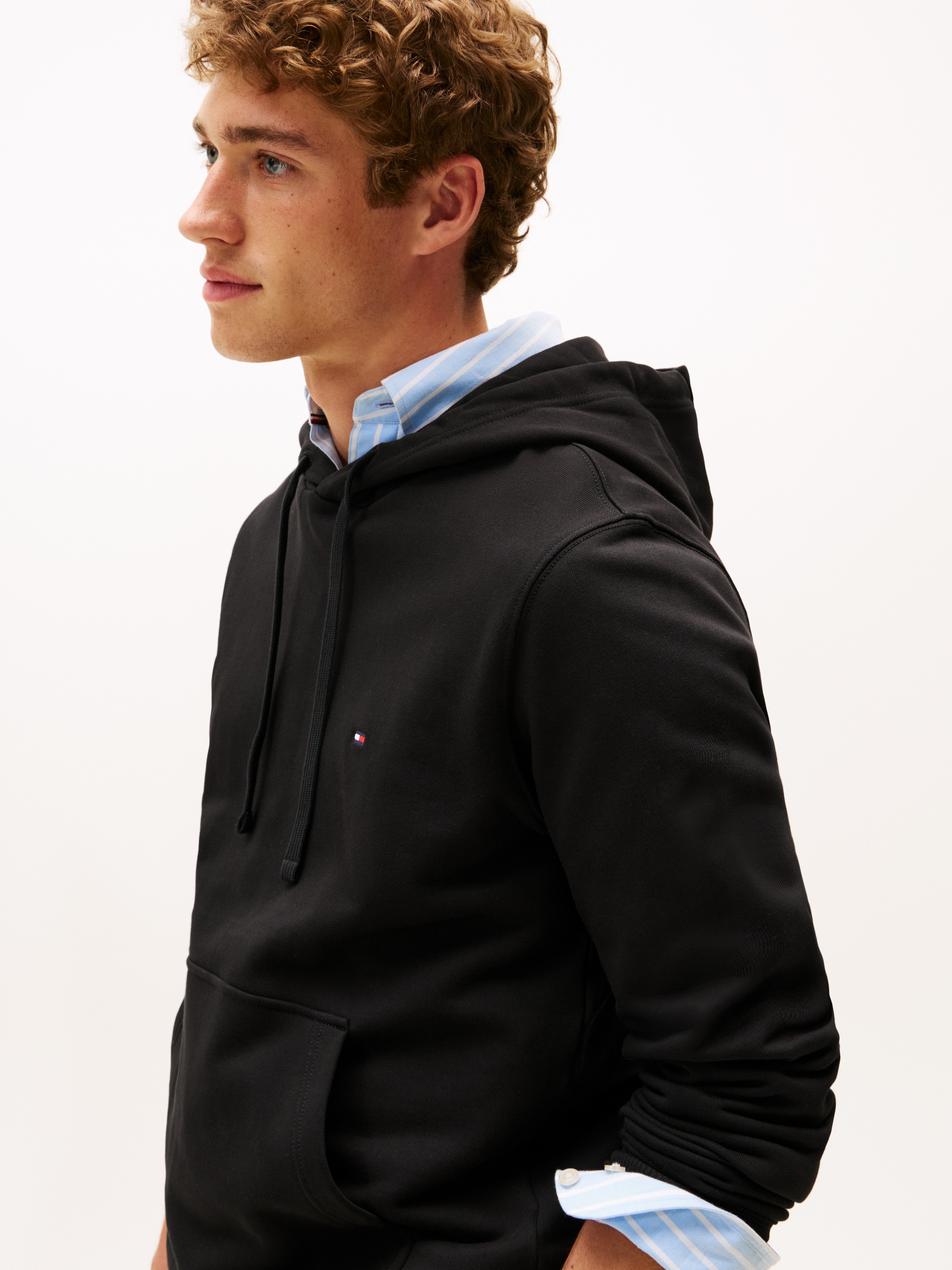 Tommy Hilfiger Hoodie »ESSENTIAL TERRY«, mit Tunnelzug und Flag-Stickerei
