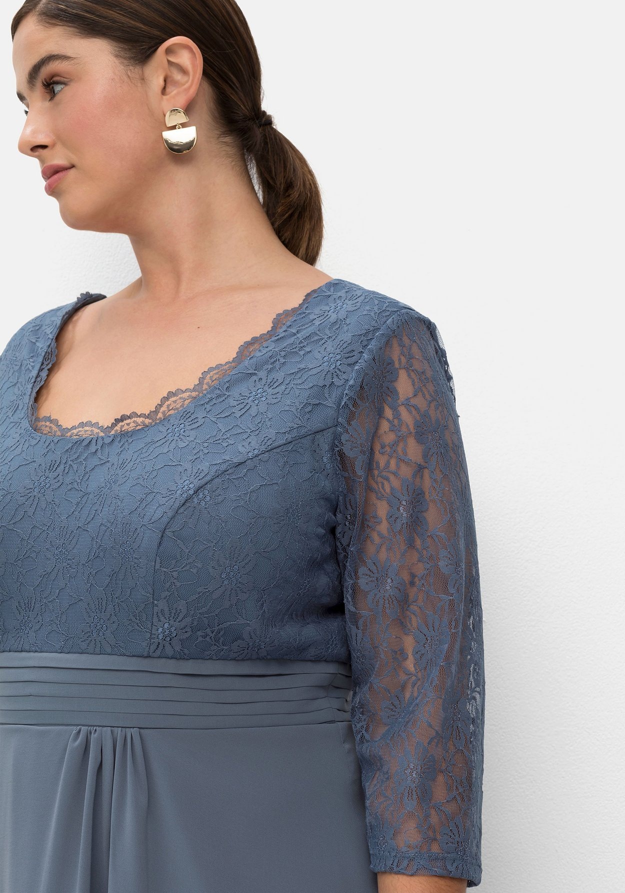 Sheego Abendkleid »Kleid mit leicht ausgestelltem Rock«
