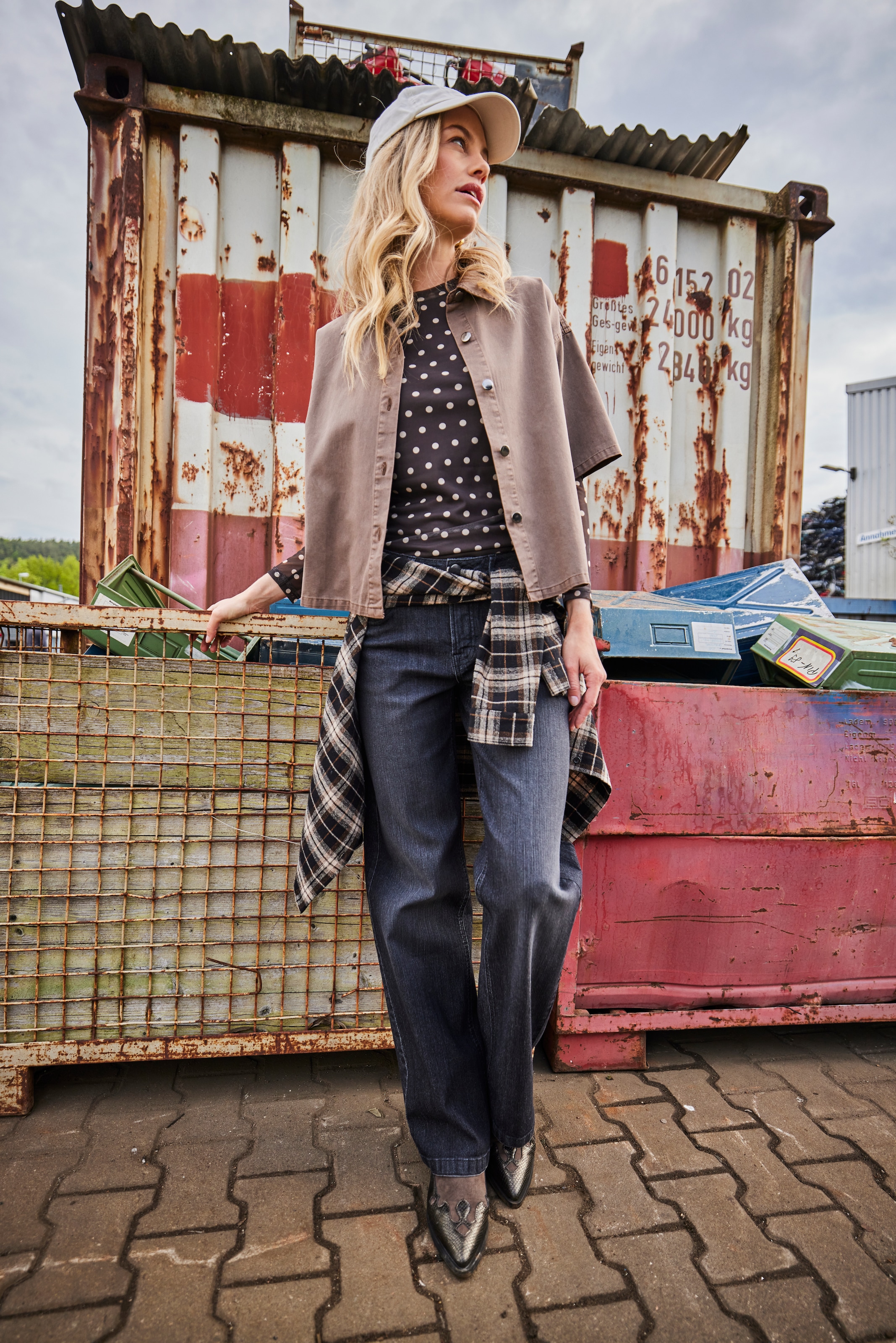 Aniston CASUAL Jeansbluse in trendiger Garment-Waschung - NEUE KOLLEKTION