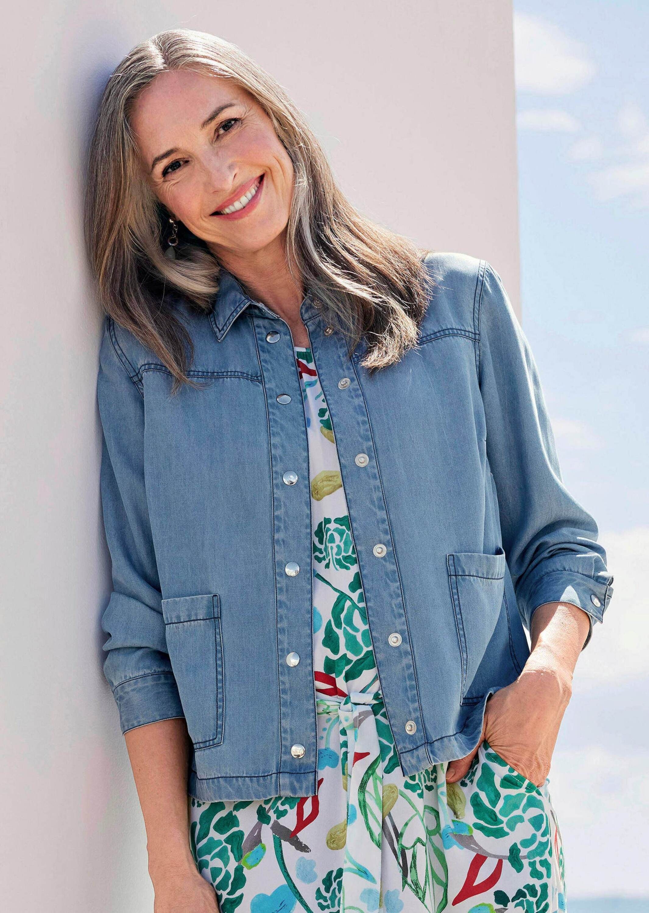 GOLDNER Kurzjacke »Denim-Jacke in Blau mit aufgesetzten Taschen« Große aufgesetzte Taschen