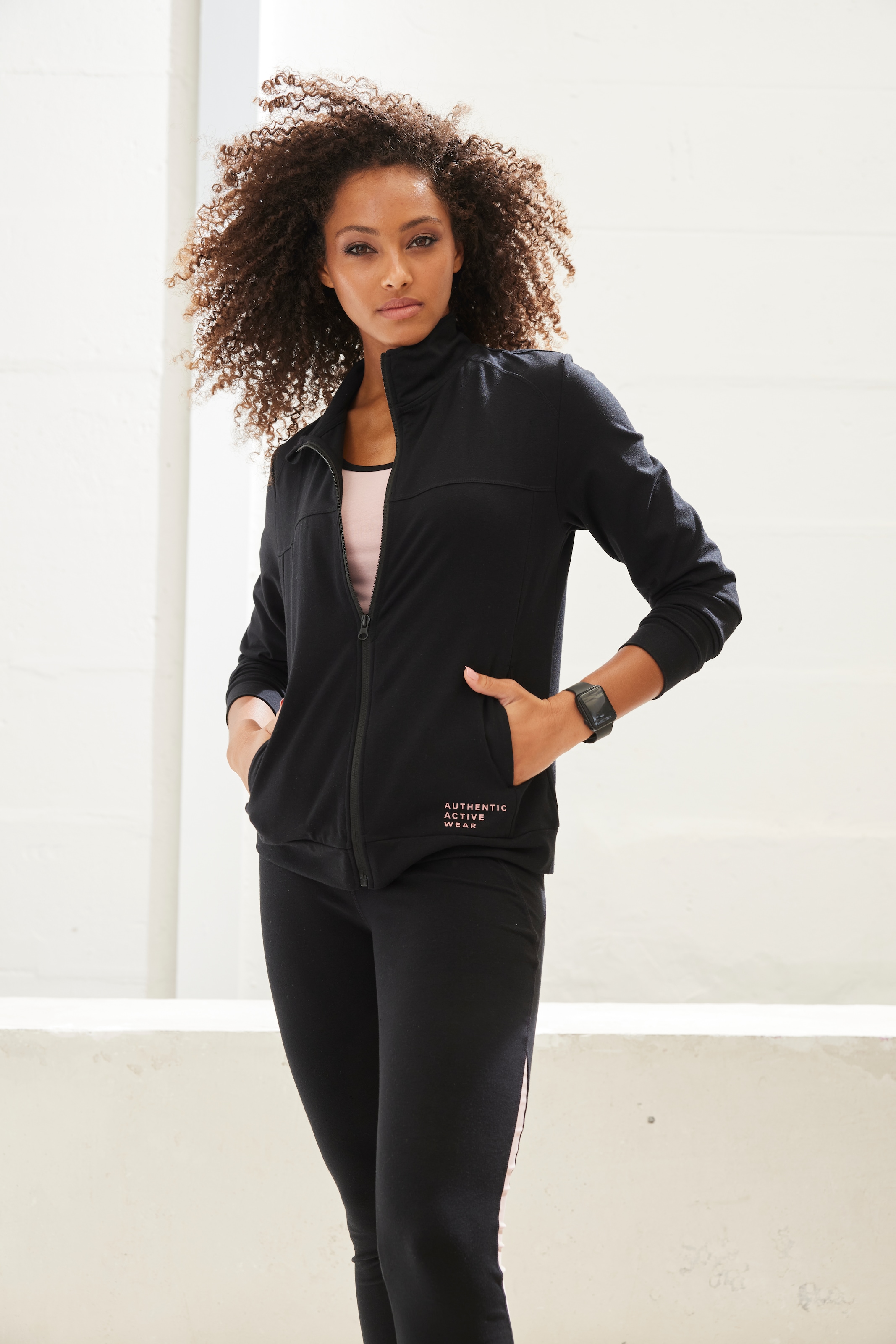 Vivance active Sweatjacke, Sportjacke mit seitlichen Taschen