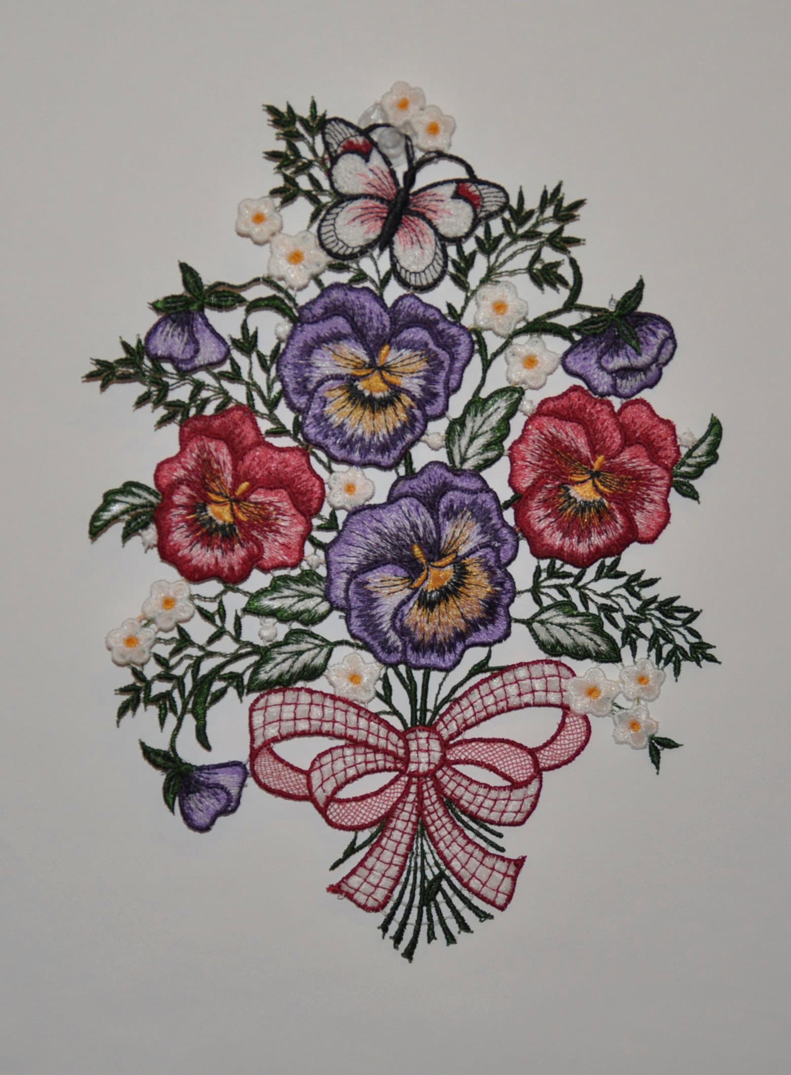 Stickereien Plauen Fensterbild »Veilchen« in bunt, Größe B/L: 20 cm x 28 cm