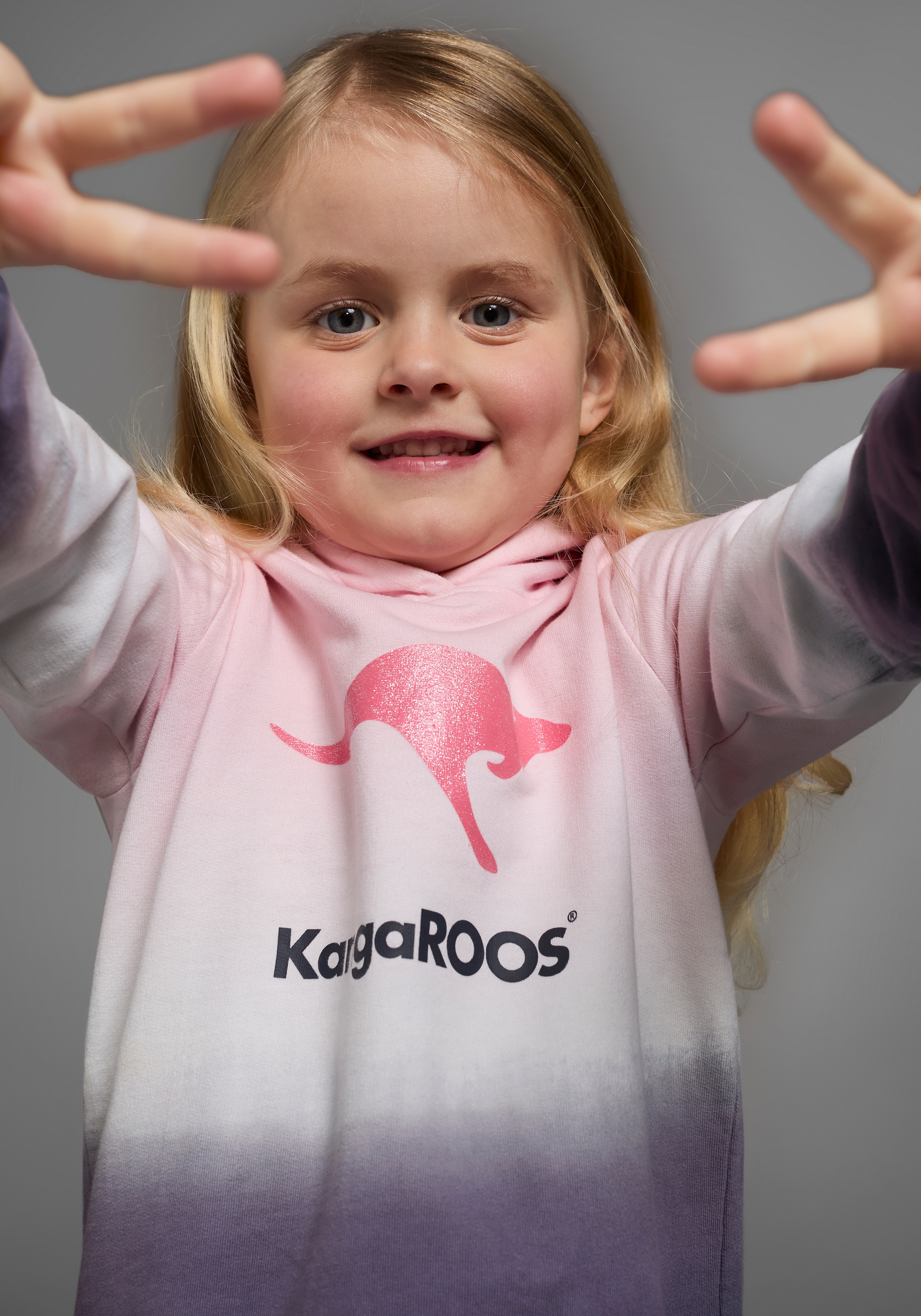 KangaROOS Sweatkleid »für kleine Mädchen«, bis Mitte des Oberschenkels, lässiger Look, aus Sweatstoff