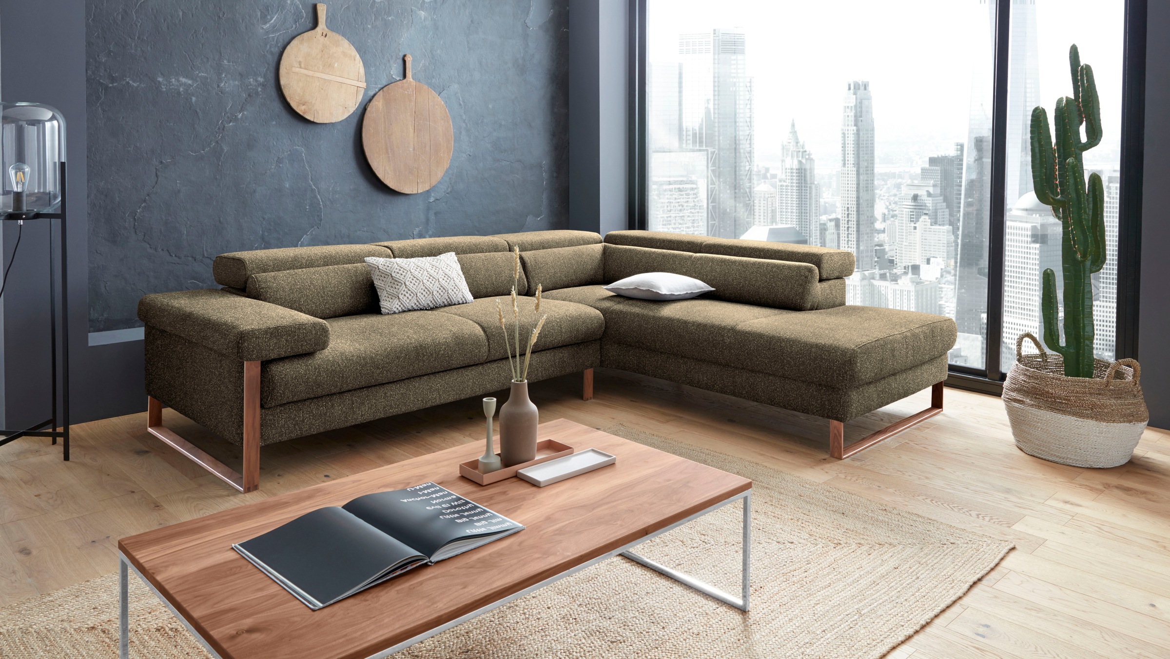 W.SCHILLIG Ecksofa »finn, Designsofa mit tollem Sitzkomfort, bequem, L-Form«, German Design Award 2016, Fußgestell Nussbaum natur, Breite 281 cm