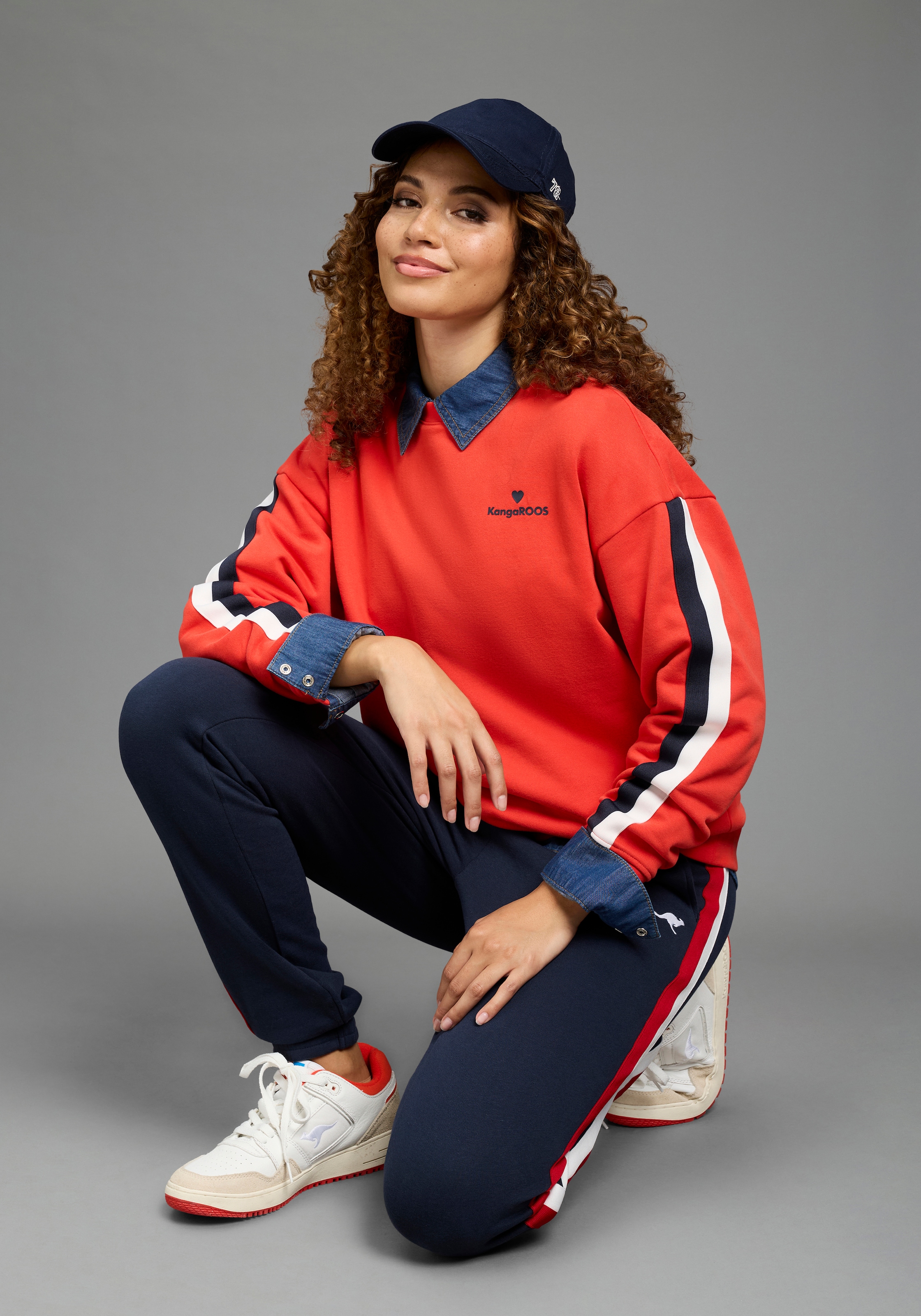 KangaROOS Sweatshirt , mit Rundhalsausschnitt, aus Baumwolle und Polyester, weite Passform
