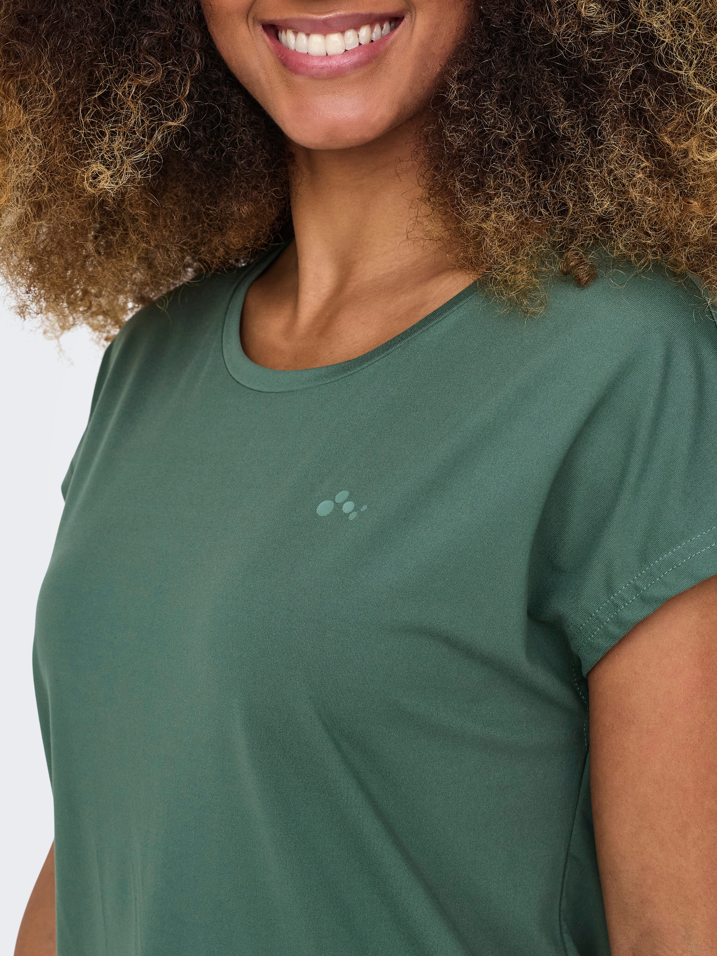 ONLY Play Trainingsshirt »ONPAUBREE SS LOOSE TRAIN TEE - NOOS«
