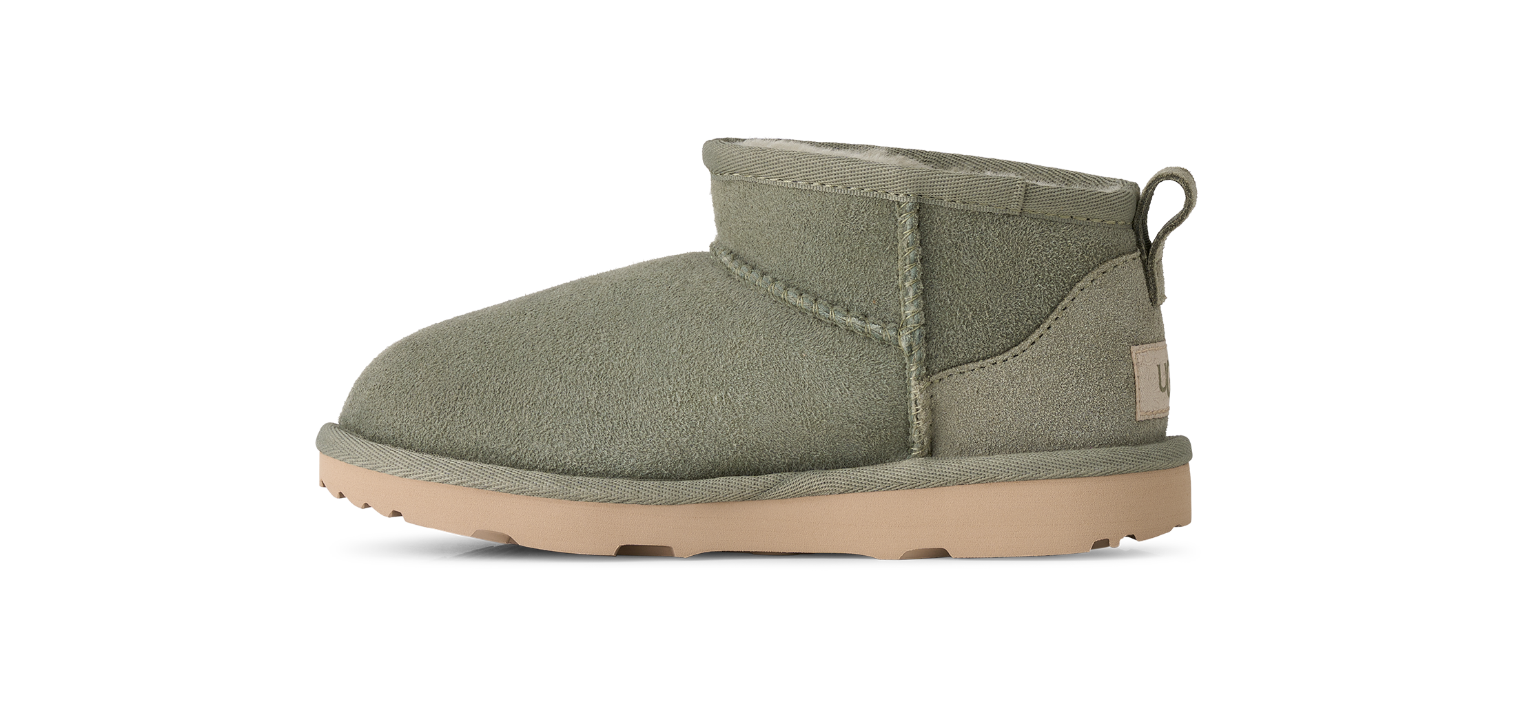 UGG Winterboots »UNISEX, CLASSIC Ultra Mini«  Schlupfboots mit UGG-Aufnäher an der Ferse