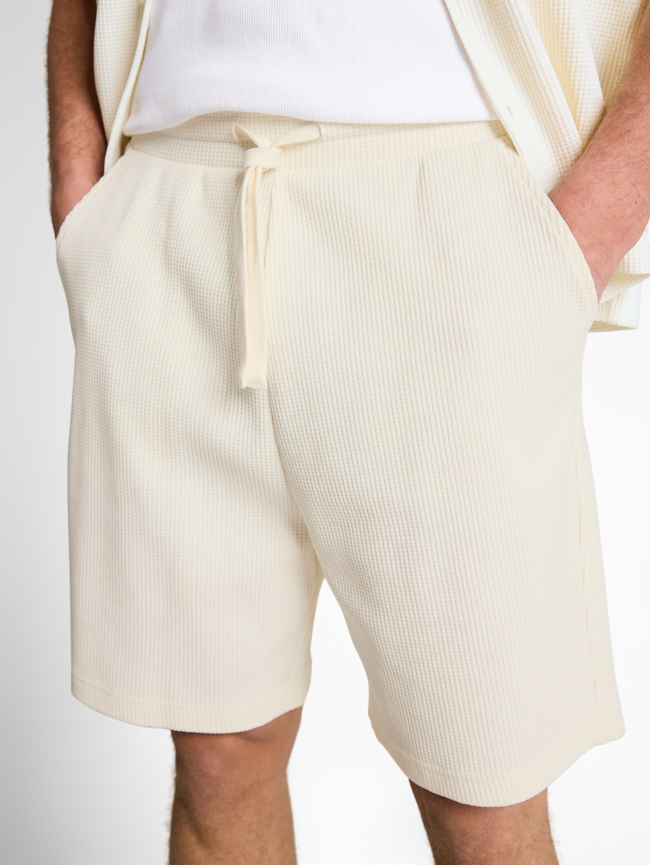 TOM TAILOR Denim Relaxshorts  in Struktur-Optik