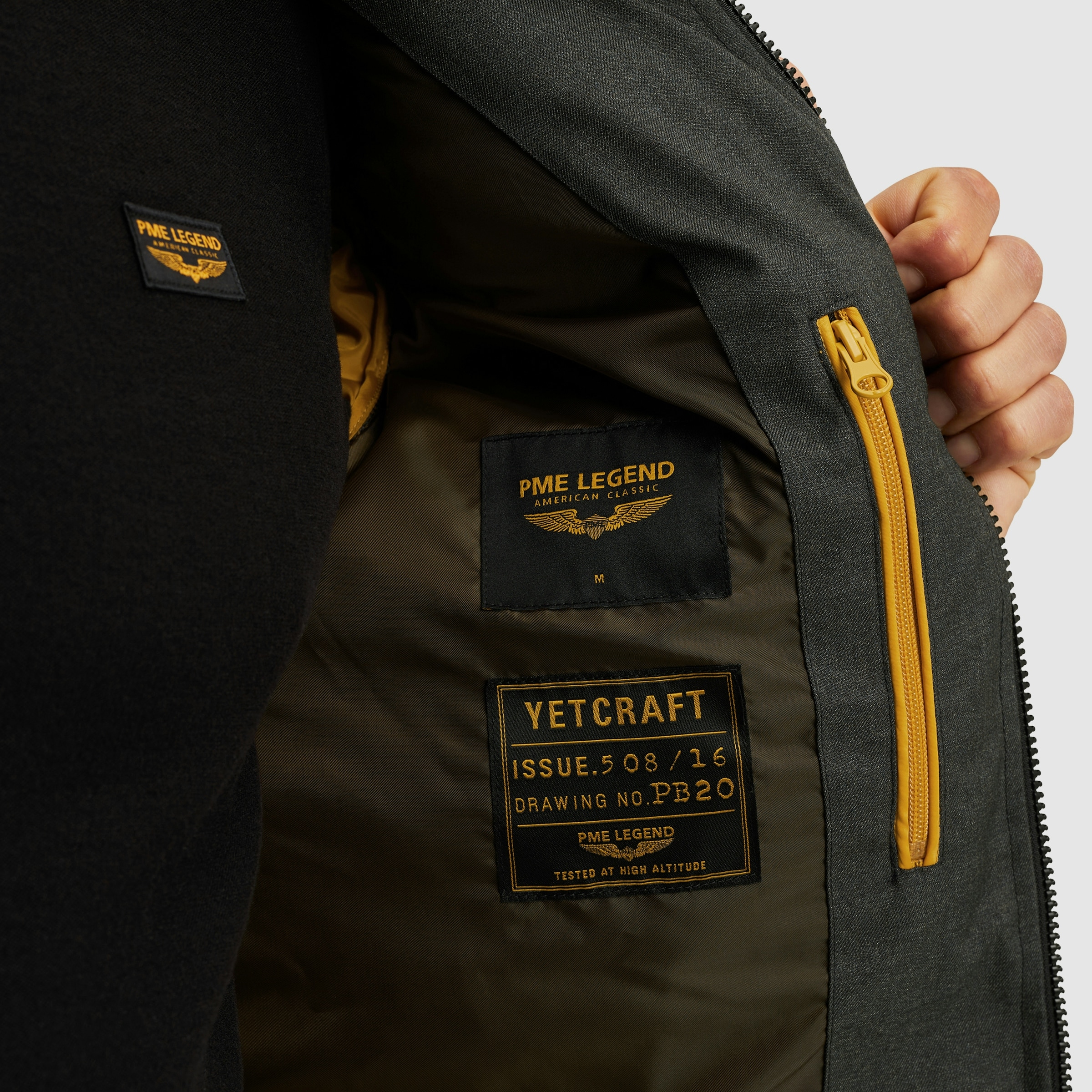 PME LEGEND Steppjacke »YETCRAFT«, mit Kapuze, Verschließbare Eingriff-, Brust- und Innentasche
