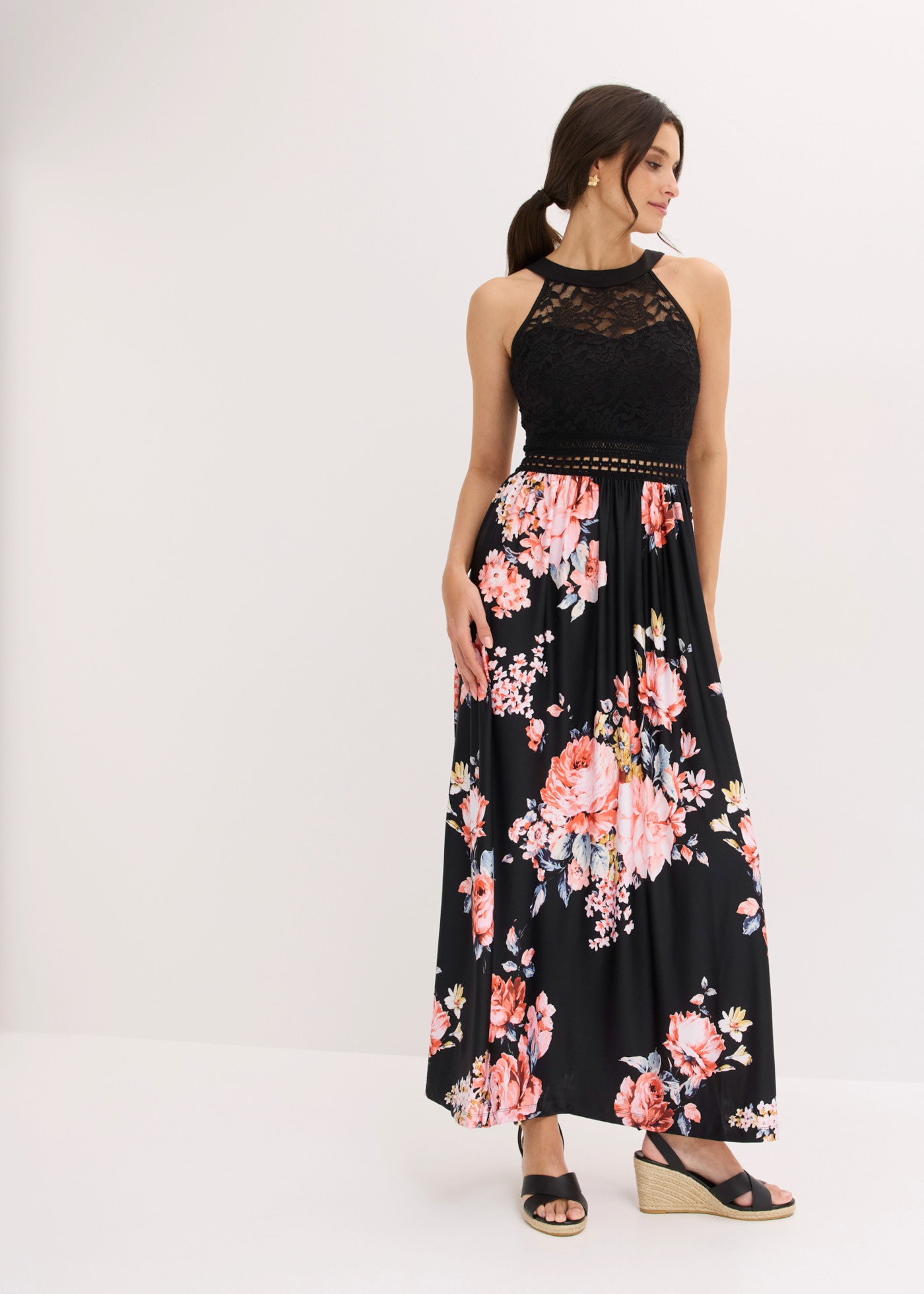 bonprix Jerseykleid für einen romantischen Look, amerikanischer Ausschnitt