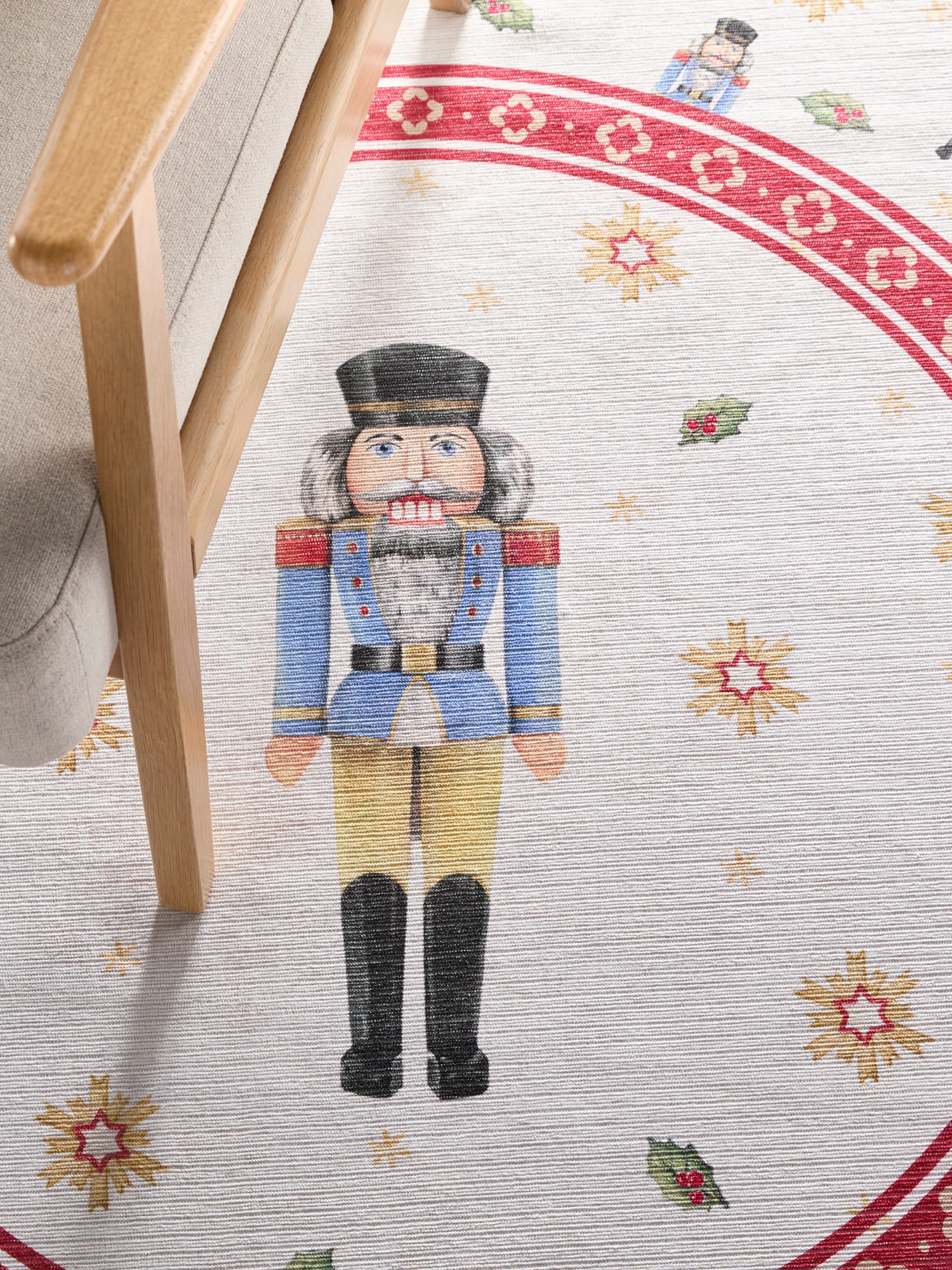 Villeroy & Boch Teppich »Toy's Delight Limited Edition Nutcracker«, rund, 3 mm Höhe, Limited Edition, Weihnachten, Wohnzimmer, Baumrock, Waschbar, Rund