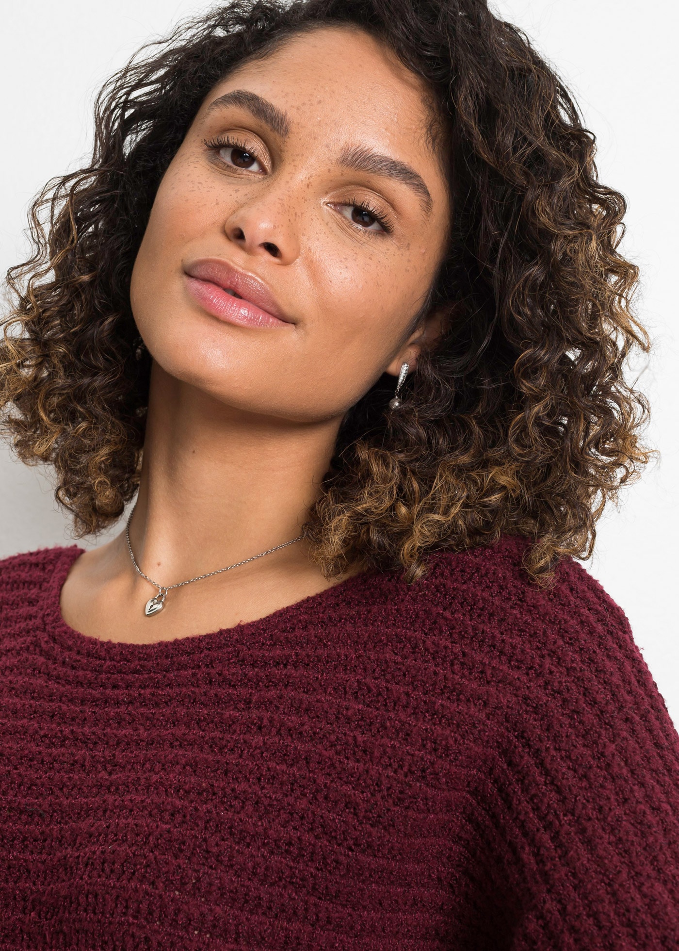 bonprix Strickpullover strukturierte Strickqualität, mit U-Boot-Ausschnitt und weitem Langarm