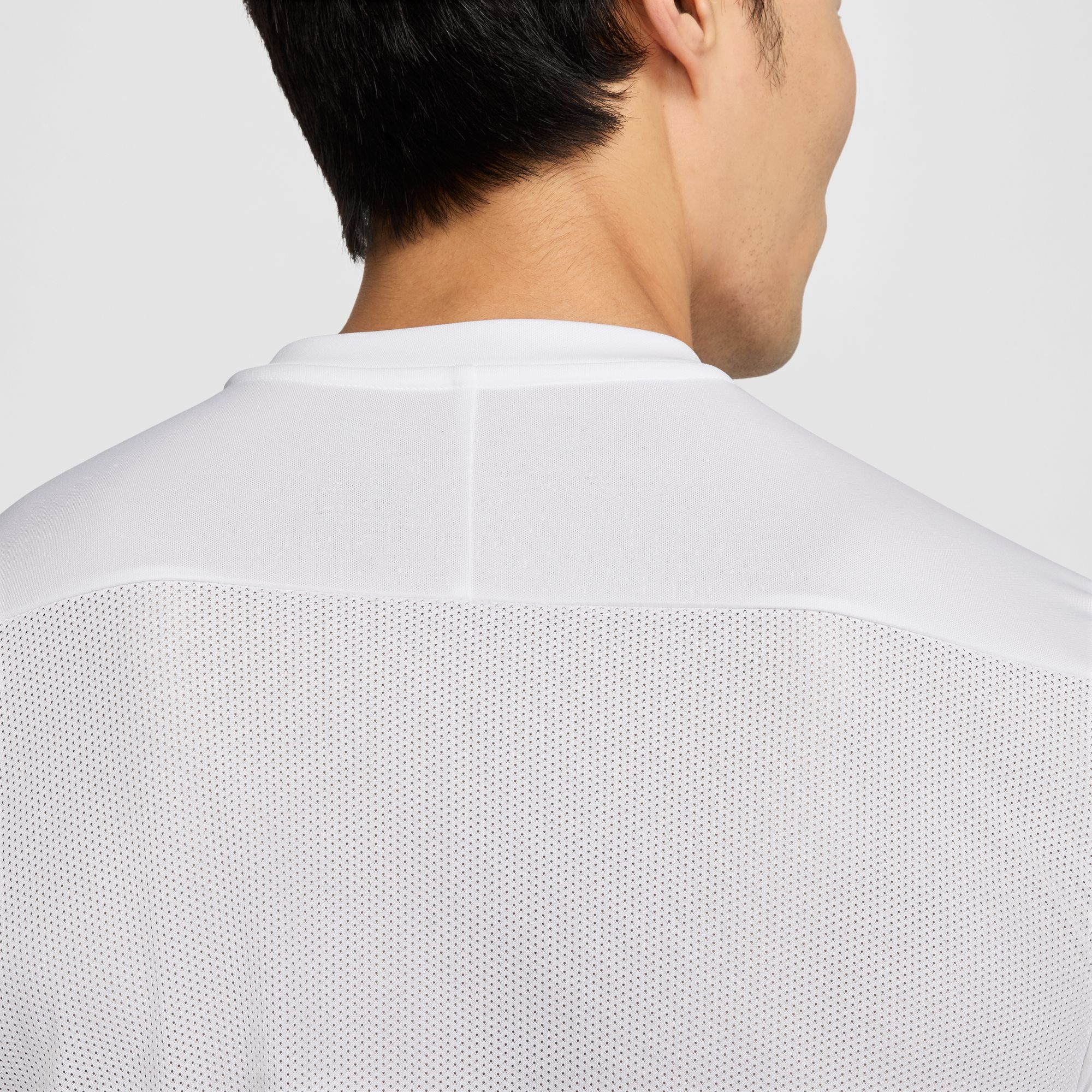 Nike Fußballtrikot »Nike Academy Men's Dri-FIT Short-Sleeve Soccer Top« für Fußballtraining entwickelt, mit seitlichen Mesh-Einsätzen