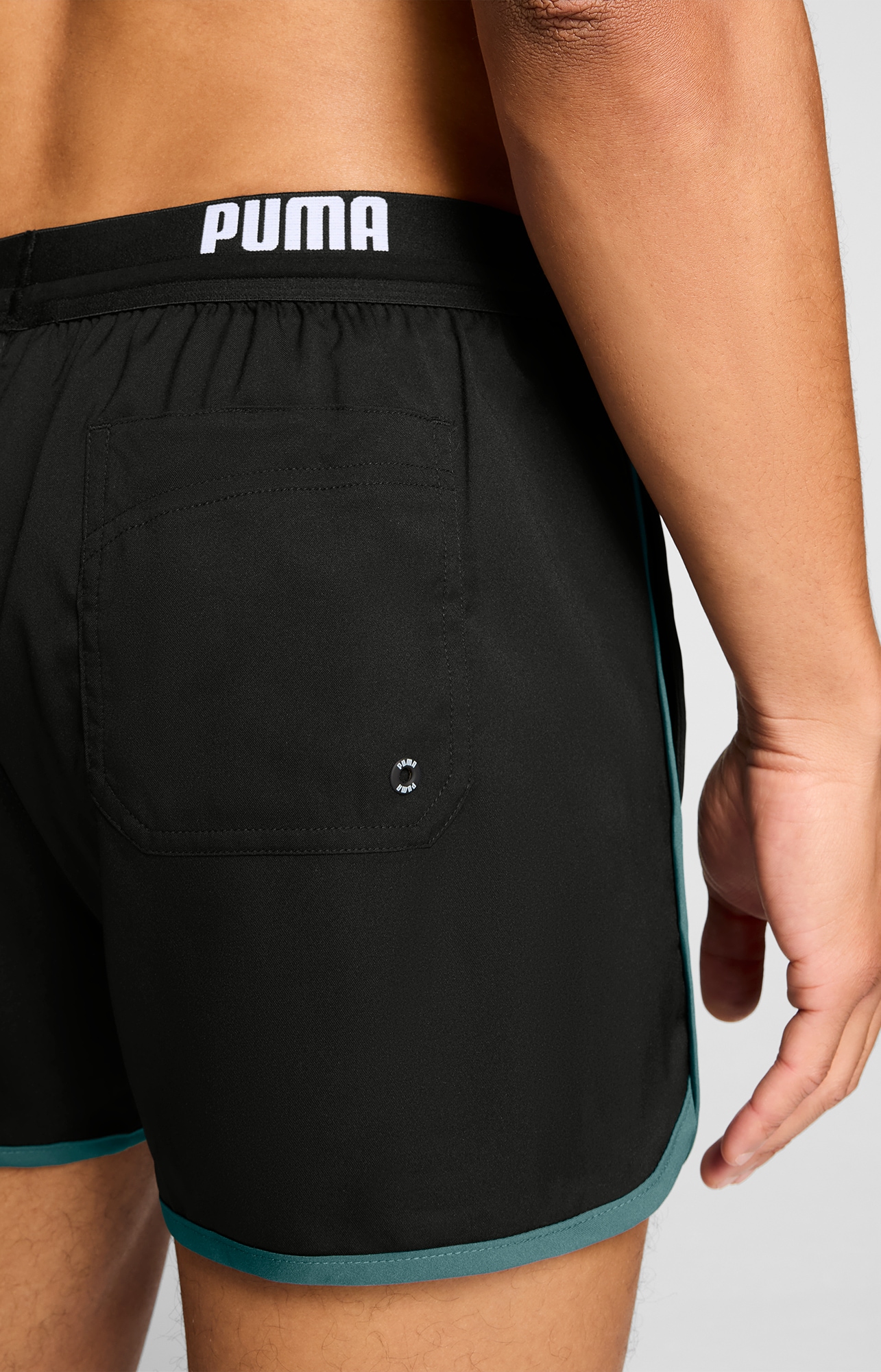 PUMA Badeshorts »PUMA SWIM MEN TRACK SHORT SHORTS« mit Gummizug und Bindekordel