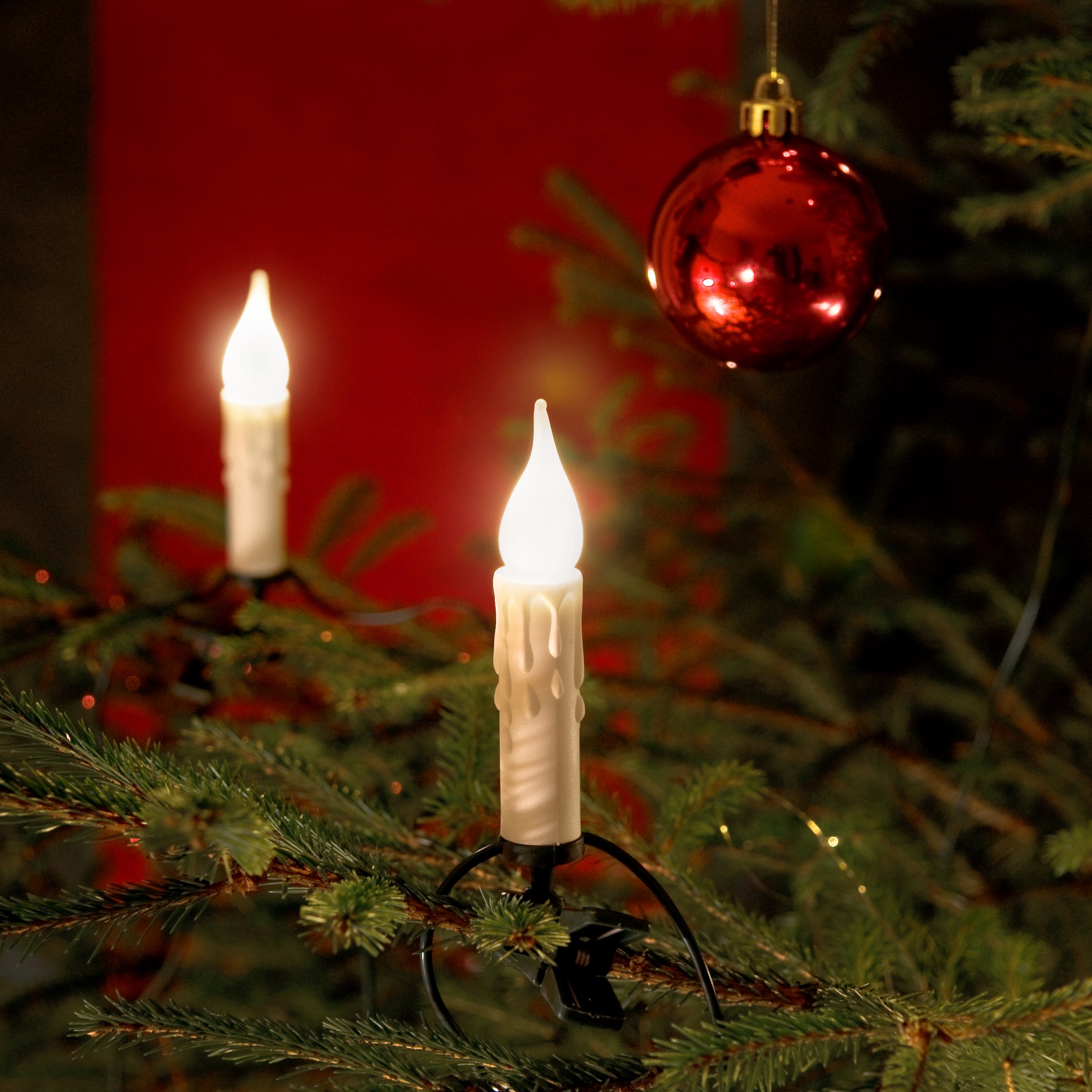 KONSTSMIDE Christbaumkerzen »Weihnachtsdeko, Christbaumschmuck«, Baumkette für den Innenbereich, gefrostete Wachsoptik, grünes Kabel