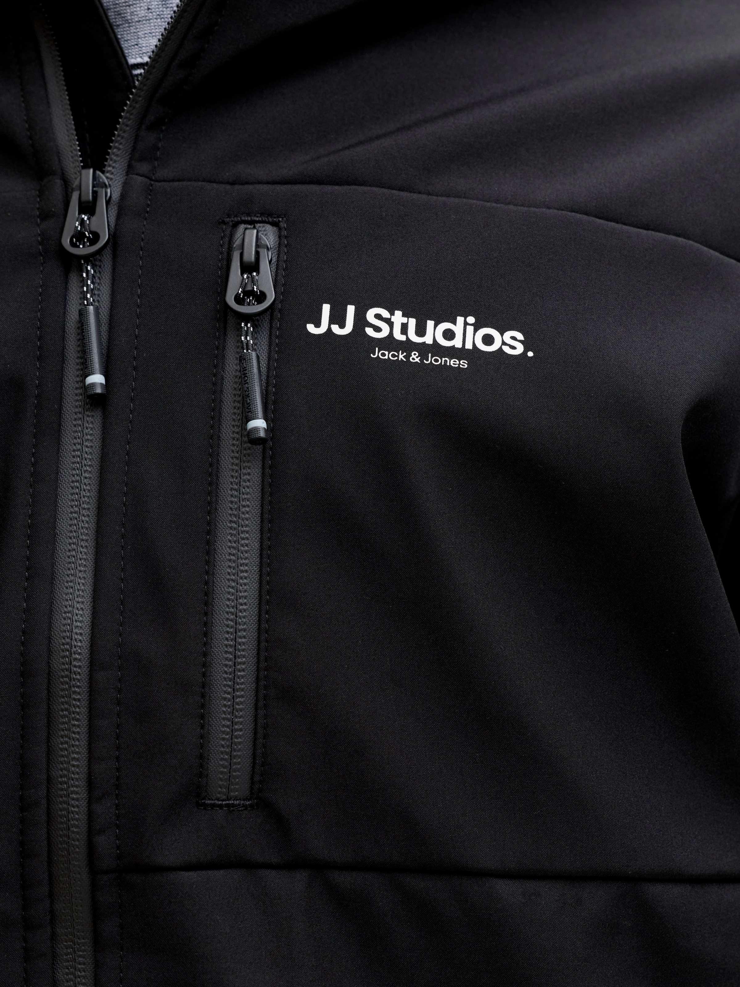 Jack & Jones Softshelljacke »JJNORTH SOFTSHELL JACKET« mit Kapuze