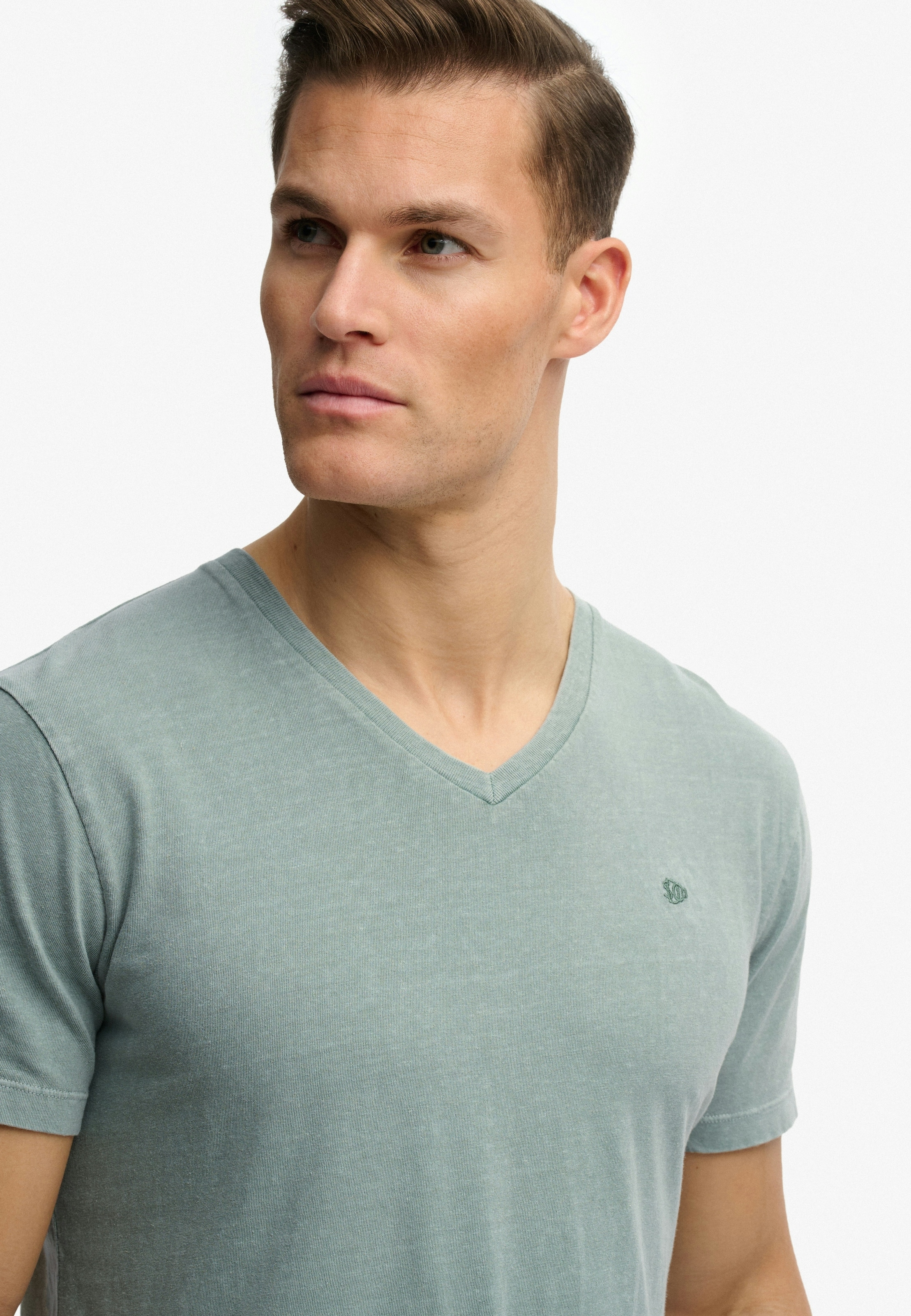 Superdry Rundhalsshirt »CLASSIC COTTON LINEN VEE« aus tollem Baumwoll-Leinen-Mischgewebe