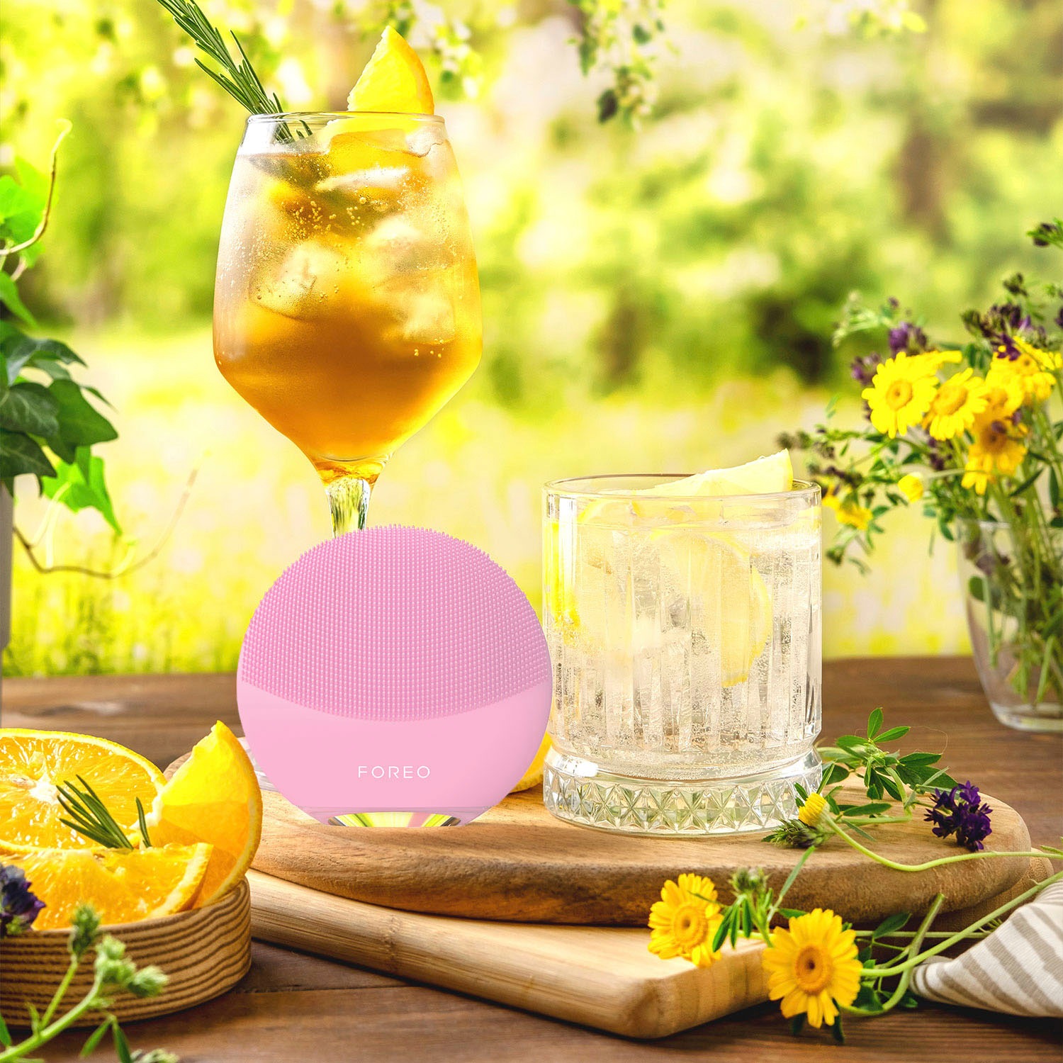 FOREO Elektrische Gesichtsreinigungsbürste »LUNA™ 4 mini«