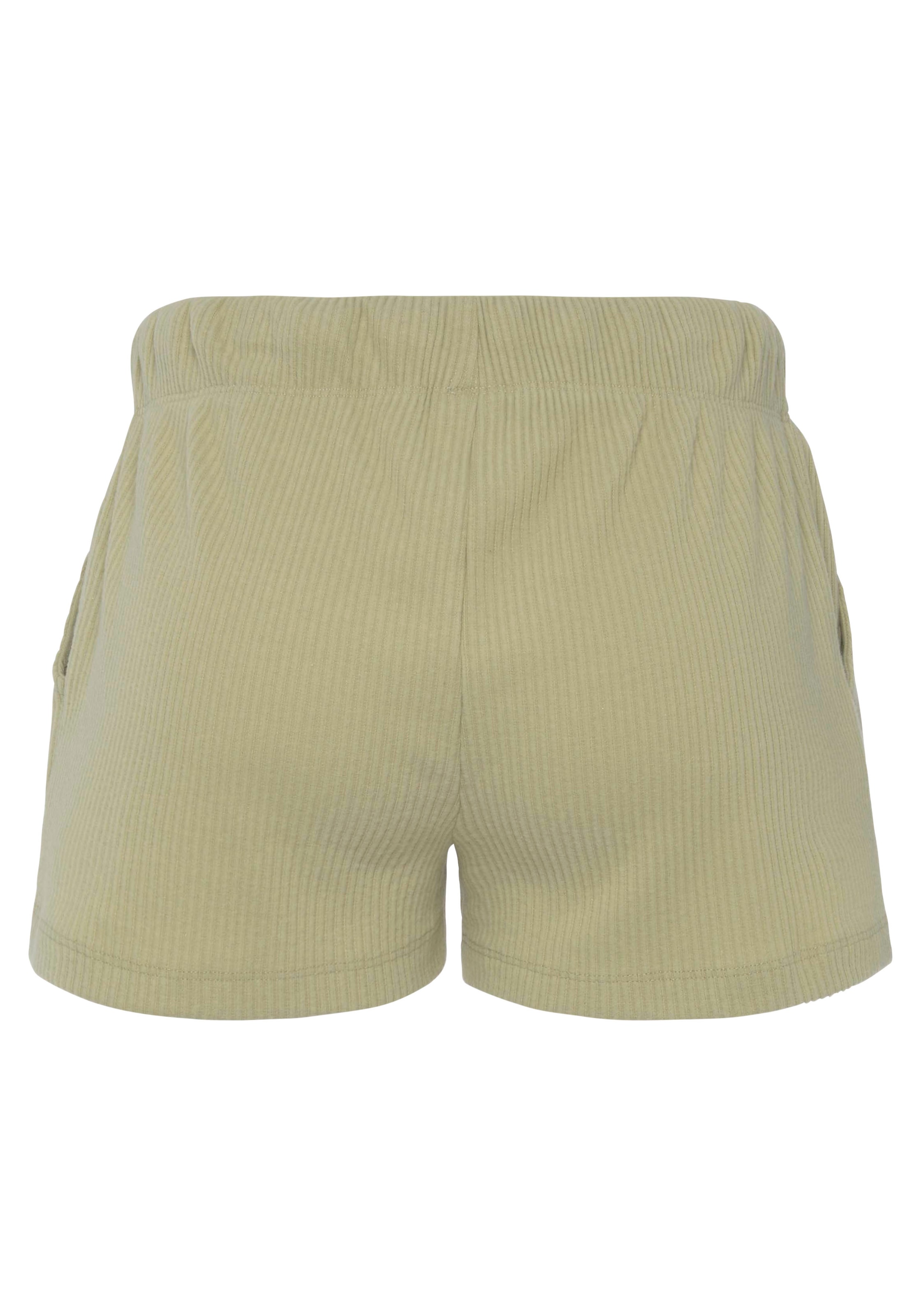 s.Oliver Sweatshorts, Kurze Hose aus Ripp-Qualität mit seitlichen Taschen, Loungewear