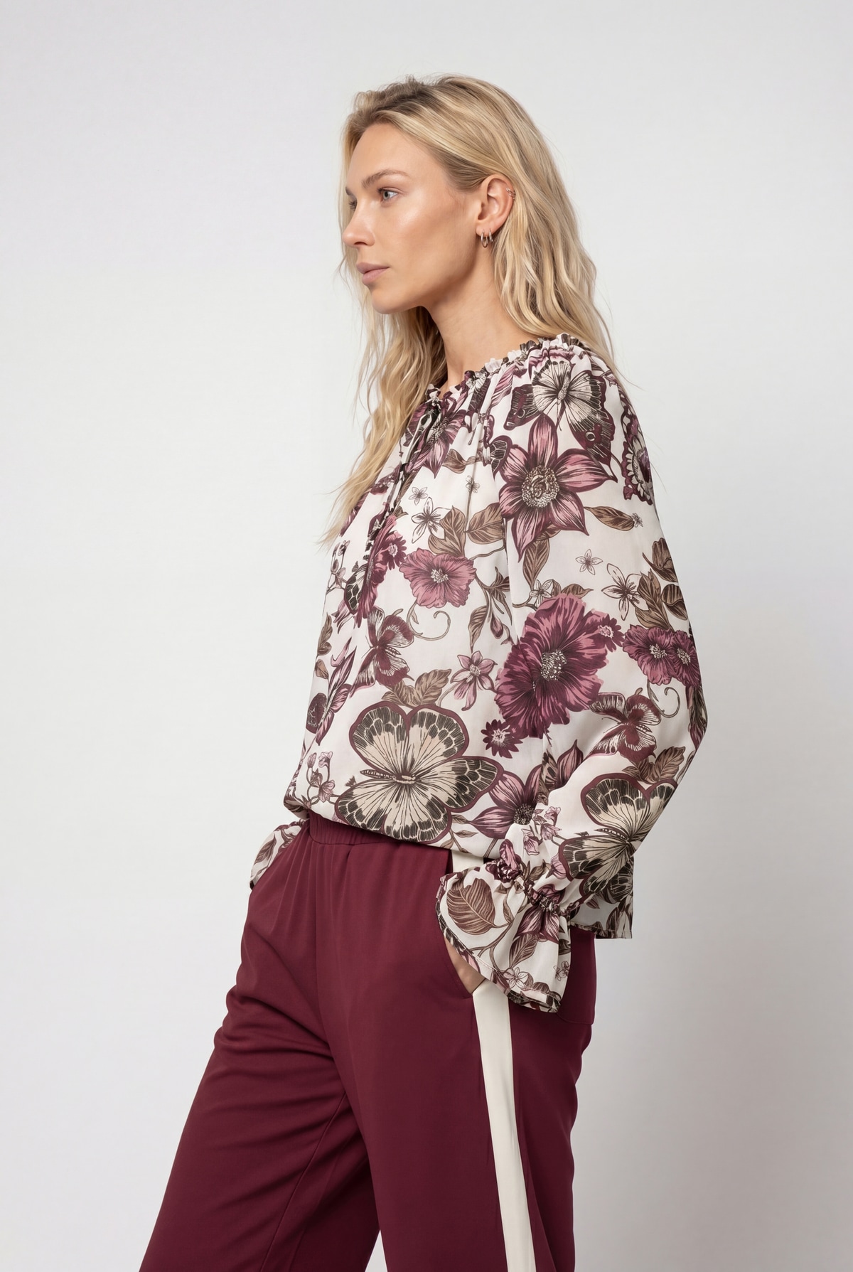Monari Langarmbluse »Bluse Blume allover« Regular fit mit Raffungen