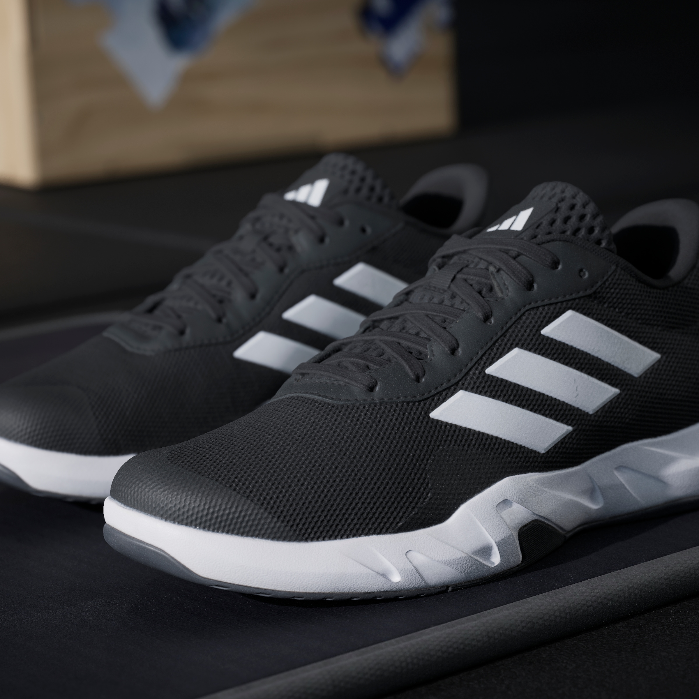 adidas Performance Trainingsschuh »AMPLIMOVE TRAINER«