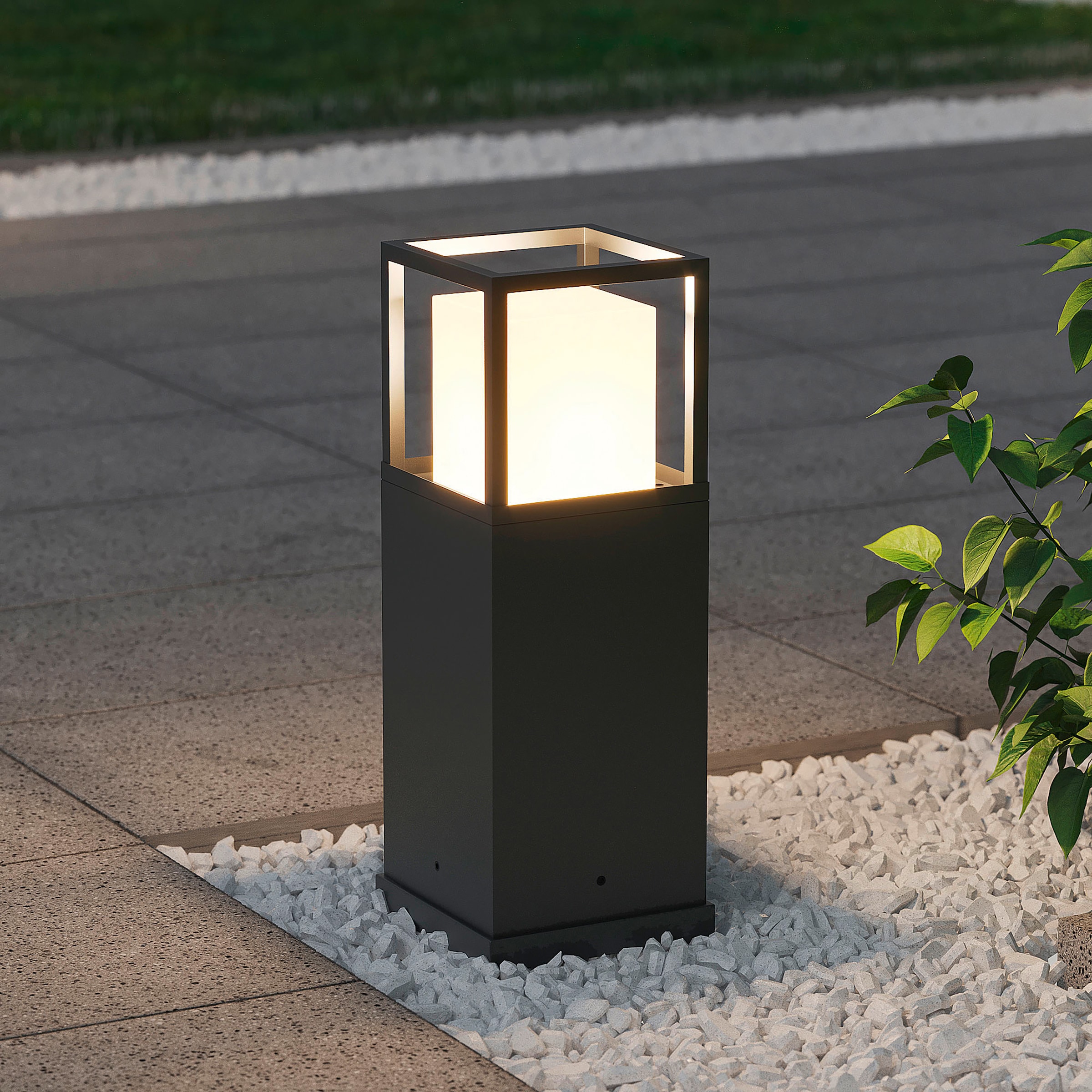 TRIO Leuchten LED Außen-Stehlampe »WITHAM, Outdoor Garten Stehleuchte Höhe 40cm, 14,5W LED, 1450 Lumen« LED-Board 1 Stk. warmweiß - kaltweiß Lichtfarbe einstellbar warmweiß bis kaltweiß 2300/3000/4000K, IP54
