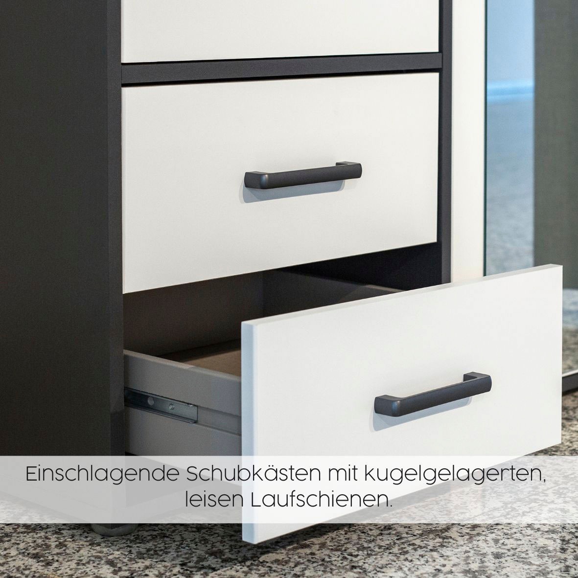 rauch Drehtürenschrank »Kleiderschrank Schrank Garderobe Wäscheschrank SHINJO«, (in 3 verschiedenen Ausstattungen BASIC/CLASSIC/PREMIUM), Griffe und Füße aus Massivholz mit 2 Schubladen MADE IN GERMANY