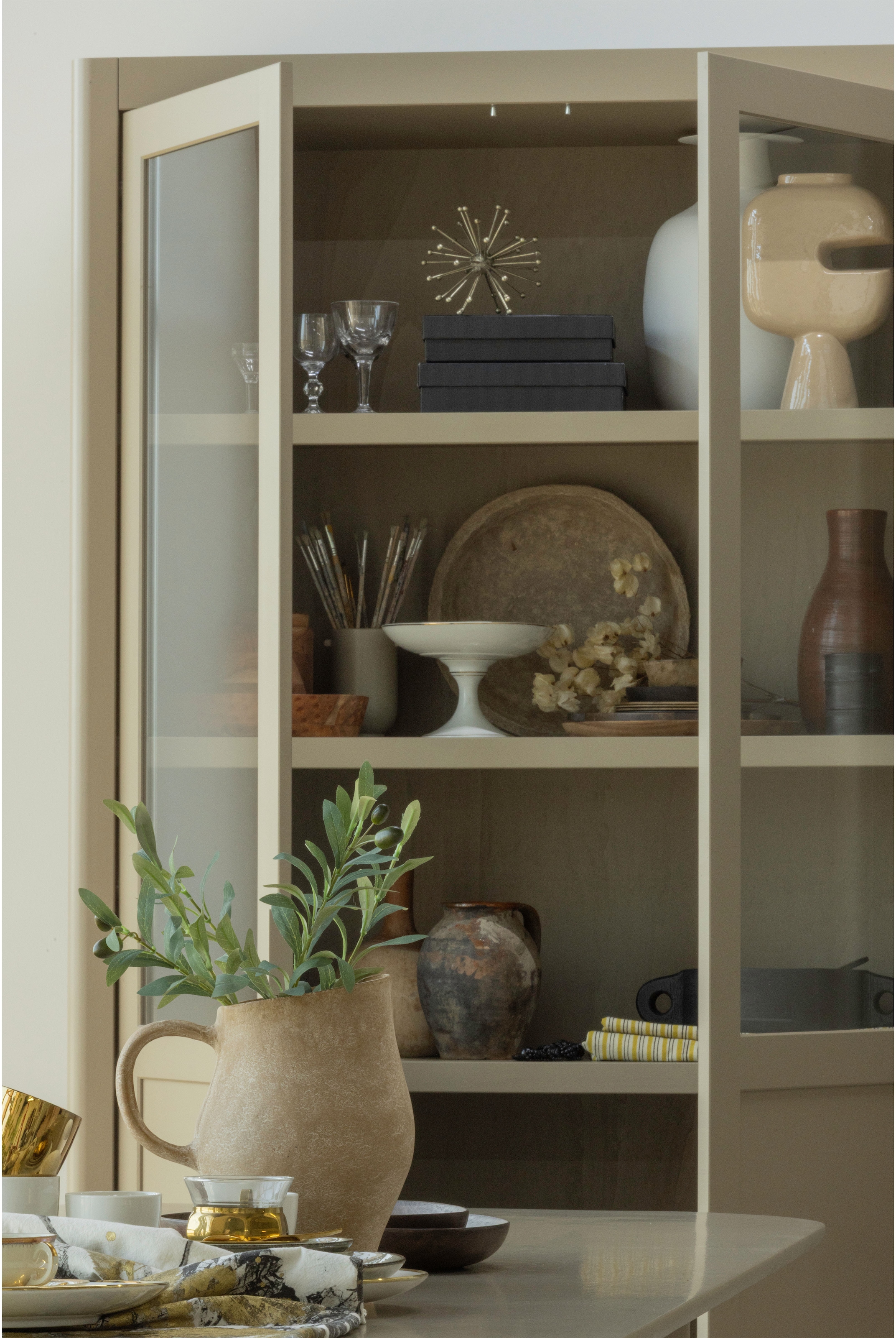 WOOOD Buffet »WOOOD GUNNAR BUFFETSCHRANK KIEFER« Das Sideboard aus FSC-Kiefer bietet stilvolle Aufbewahrung auf 4 Böden