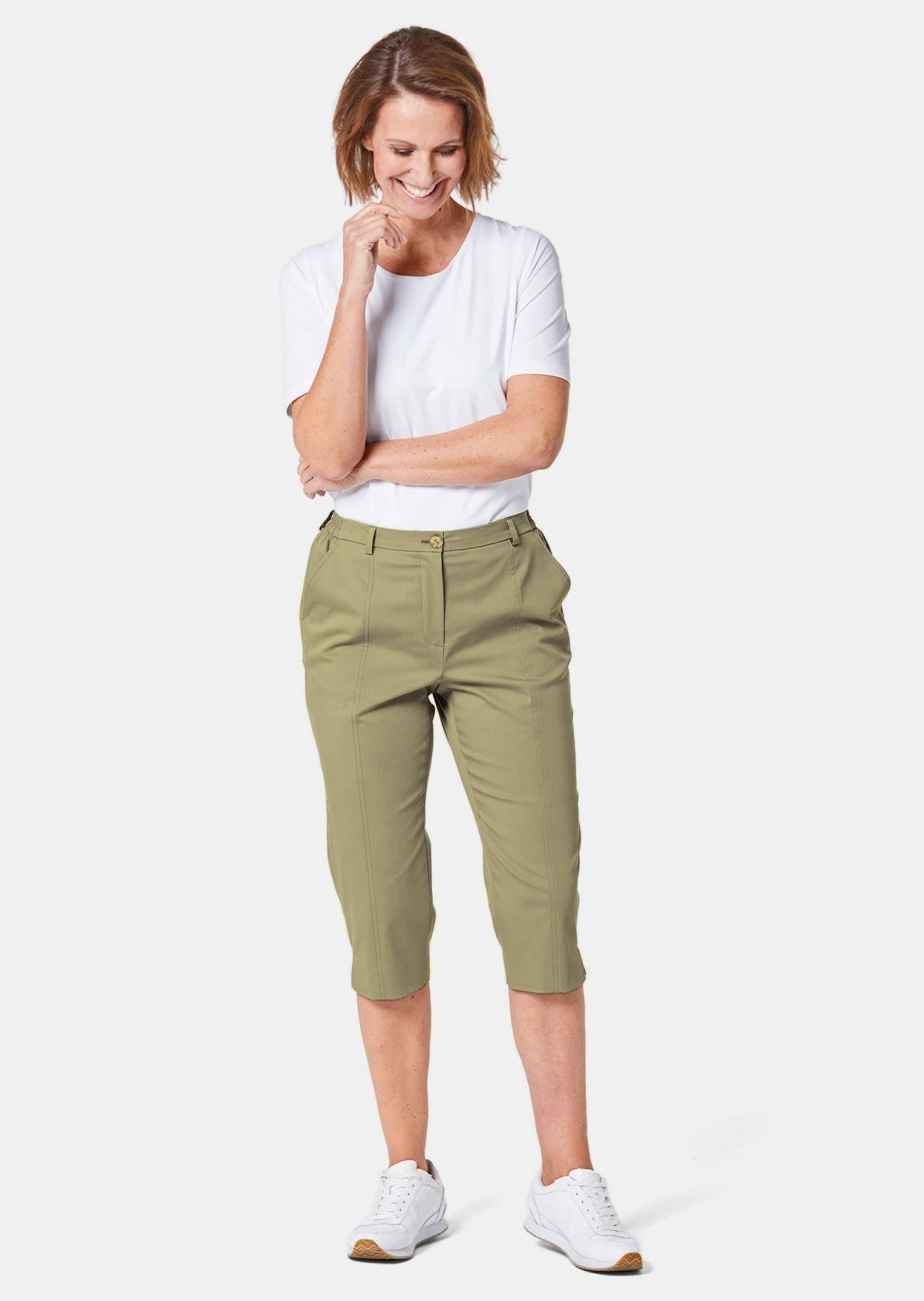 GOLDNER Caprihose »Kurzgröße Sportive Capri-Hose aus Satin«