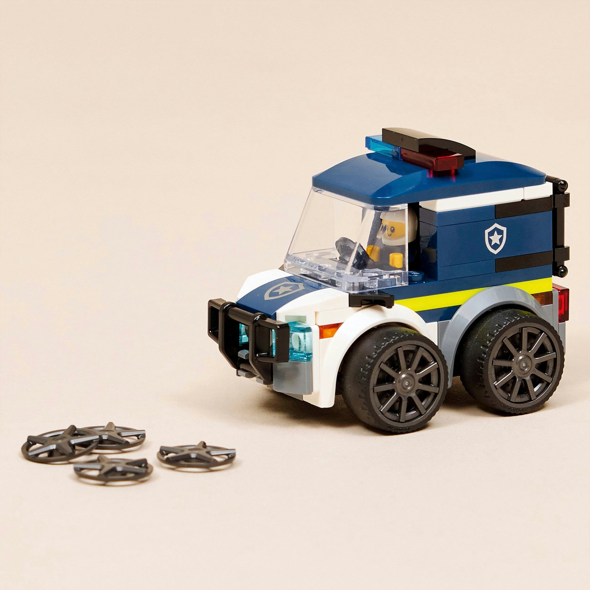 LEGO® Konstruktionsspielsteine »Coole Flitzer – Polizei-Truck (60481), LEGO City« Made in Europe
