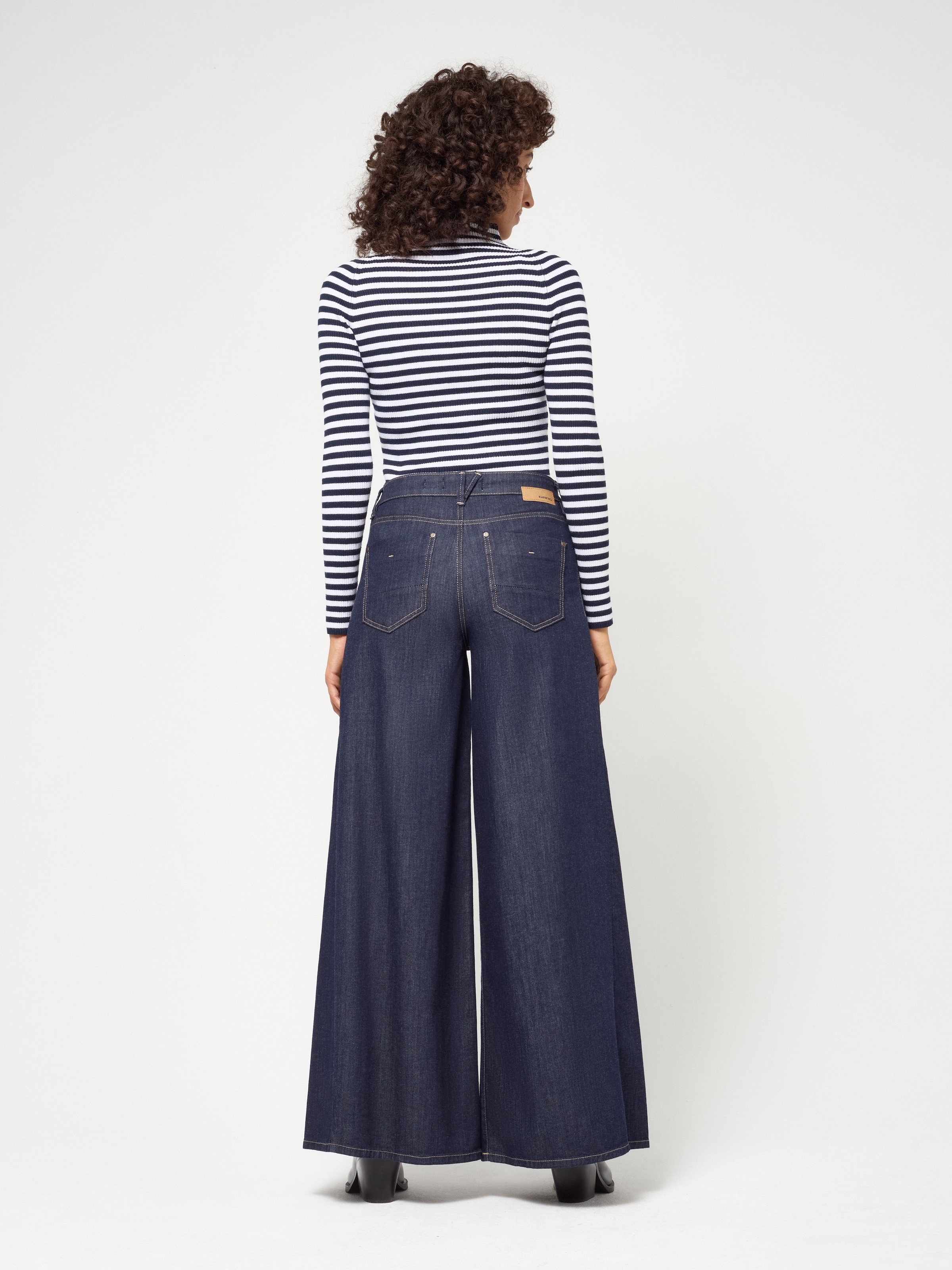 GANG Weite Jeans »94CARLOTTA PALAZZO« mit eingesetztem Keil für extra Weite