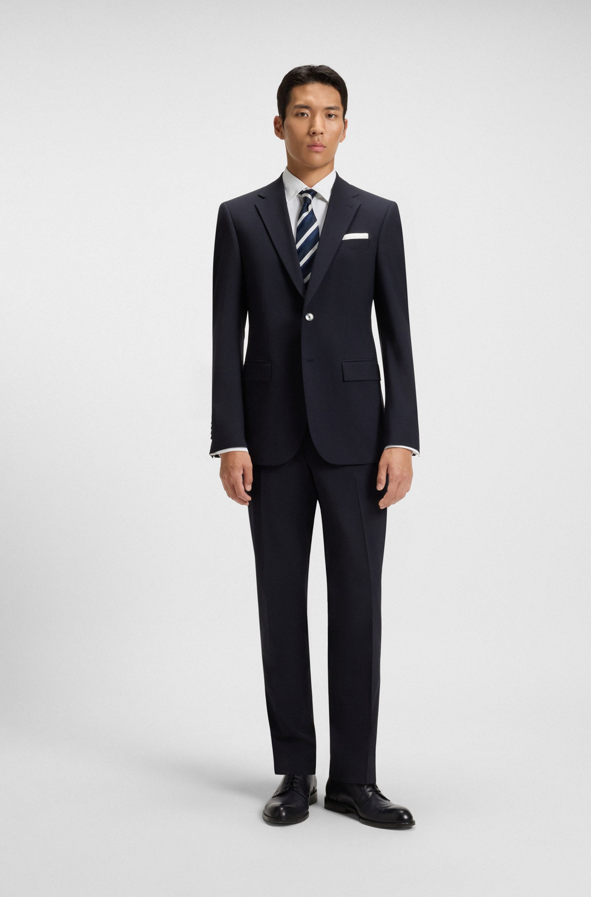 BOSS Businesshemd Slim-Fit, aus funktionalem Stretch-Twill, Kentkragen