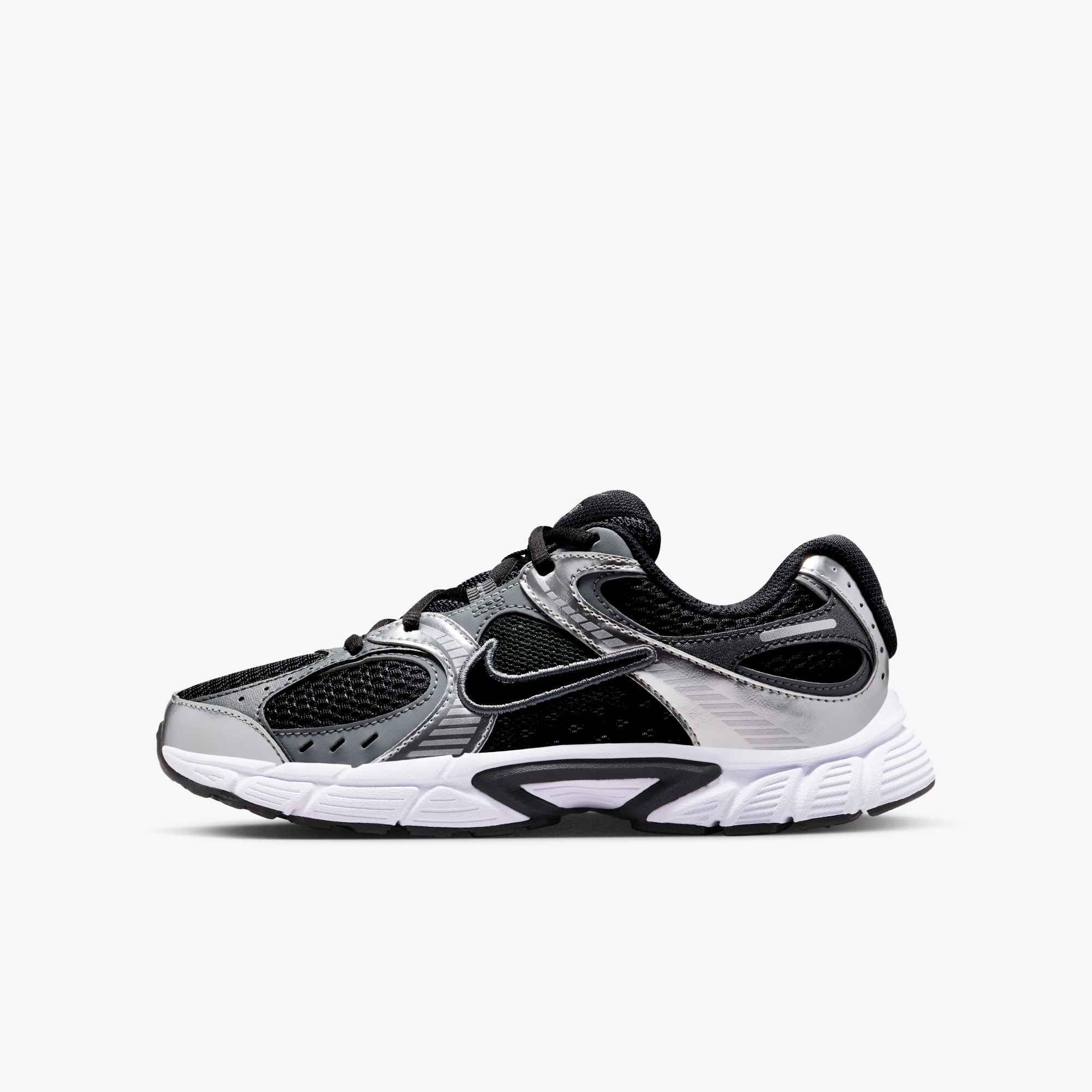 Nike Sportswear Sneaker »V5 RNR (GS)«  inspiriert vom Design des Y2K Nike Vomero 5 für Jugendliche