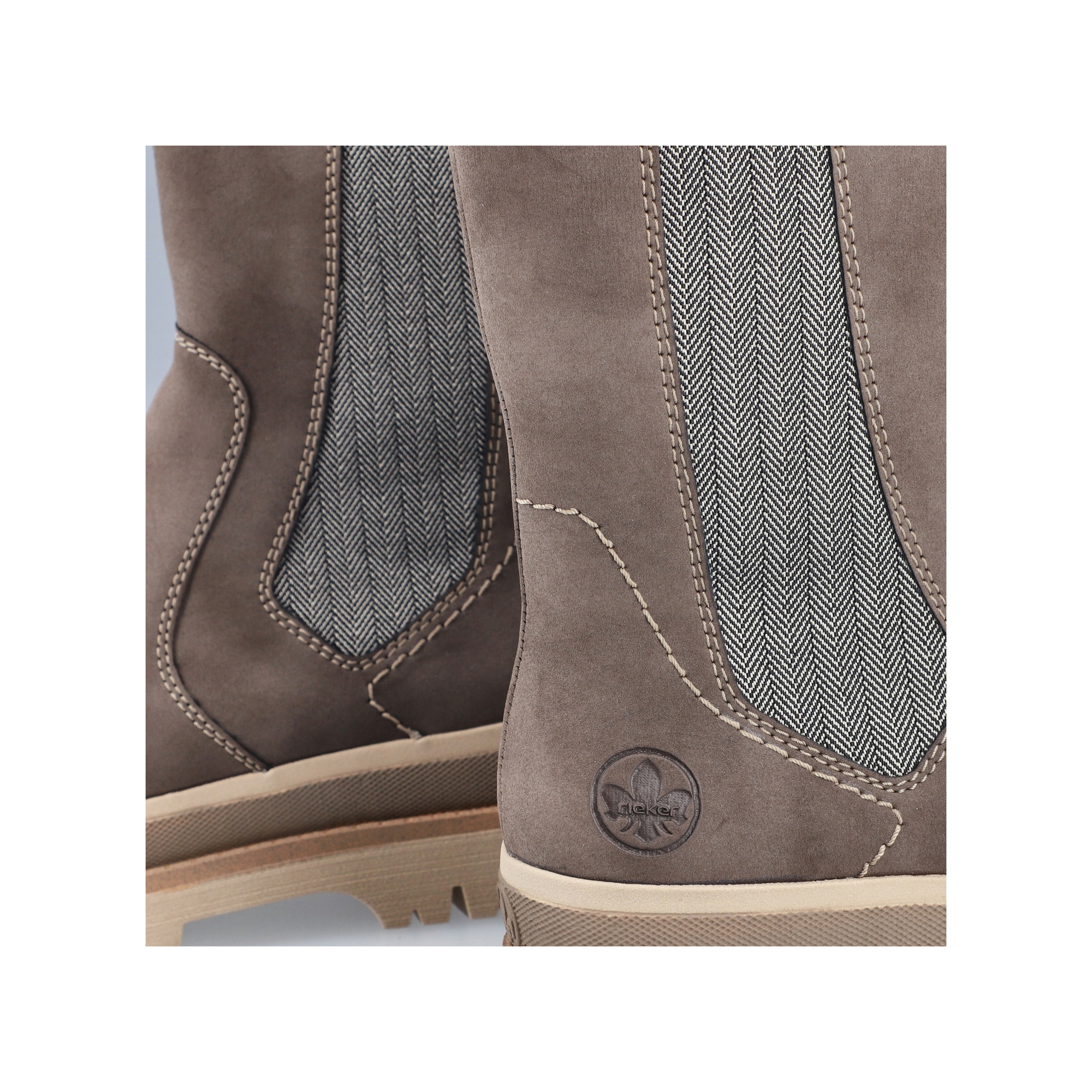 Rieker Chelseaboots  Stiefelette mit Reißverschluss und Profilsohle