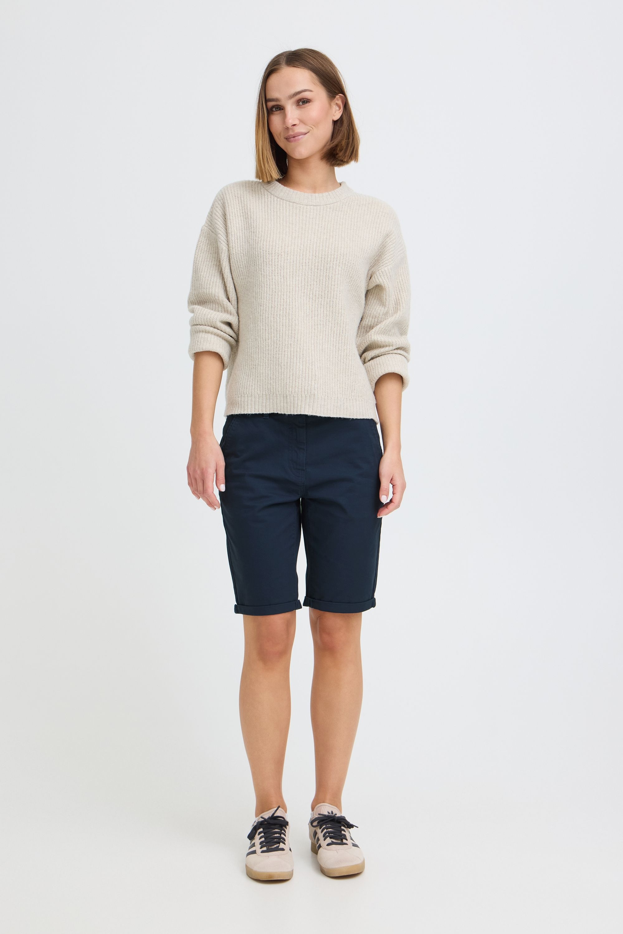 OXMO Bermudas »Bermudas OXChakira«