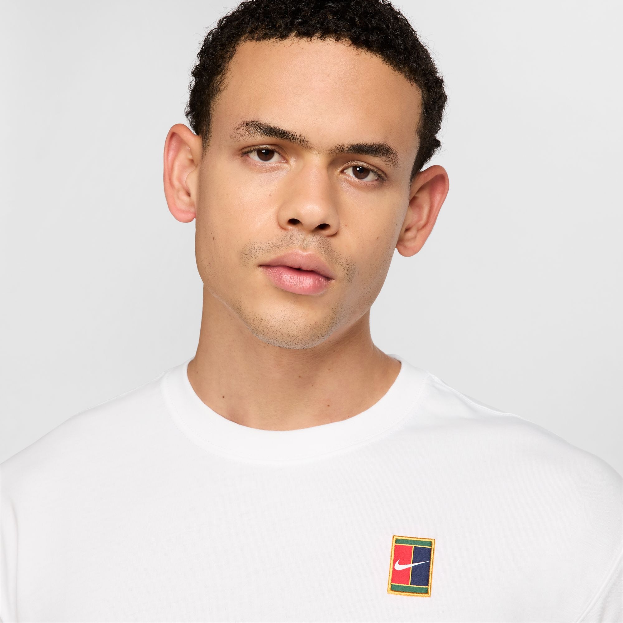 Nike T-Shirt »NikeCourt Men's Max90 Tennis T-Shirt« mit unifarbenem Design, Kurzarm, aus Jersey, Basic-Passform