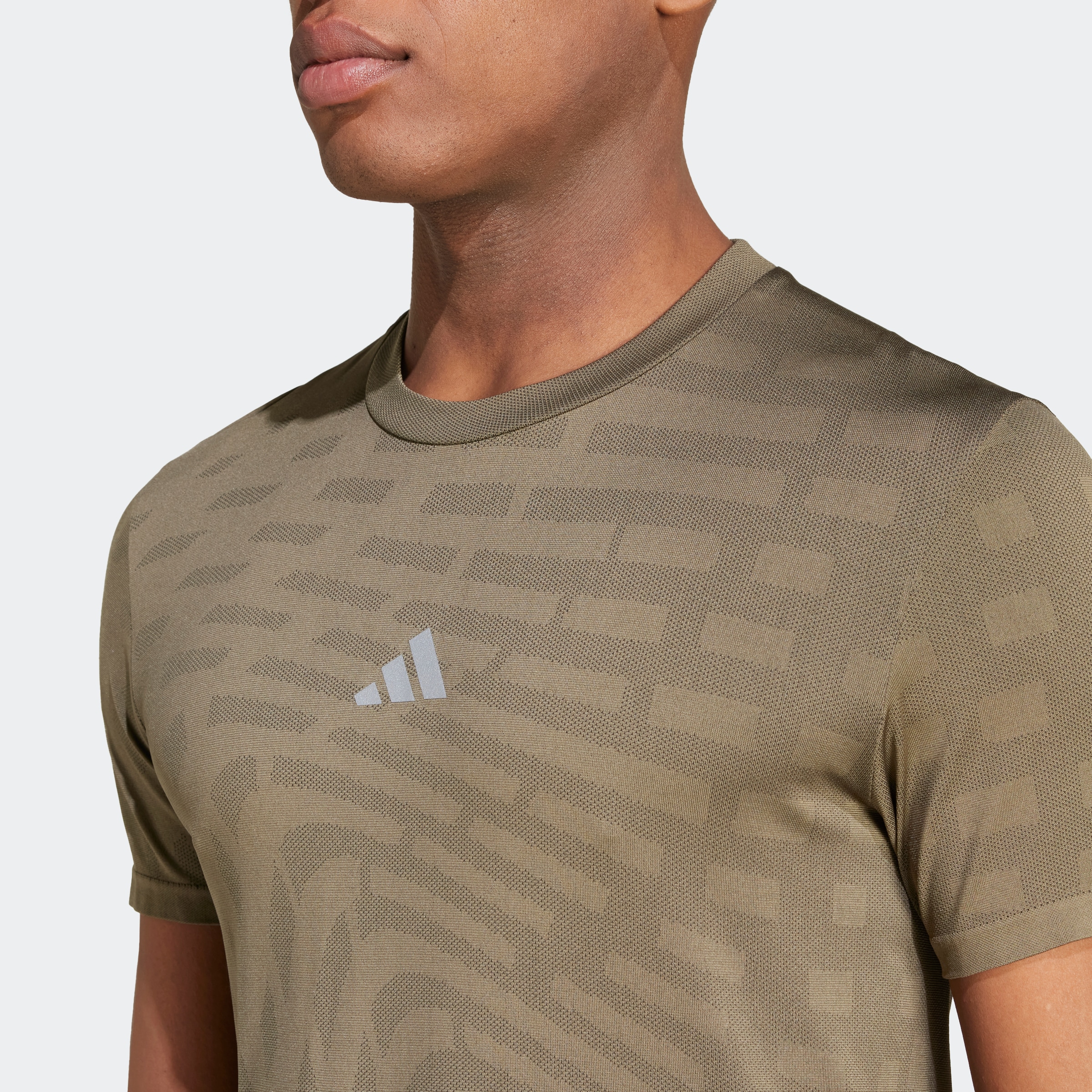 adidas Performance T-Shirt »GYM+ SEAML TEE«