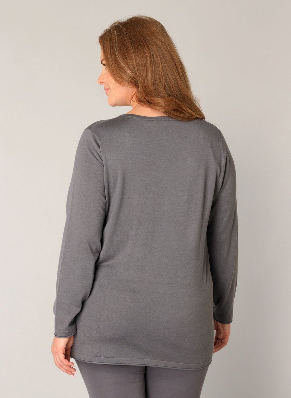 Base Level Curvy V-Ausschnitt-Pullover »Anine«, Pullover in weicher und formstabiler Qualität