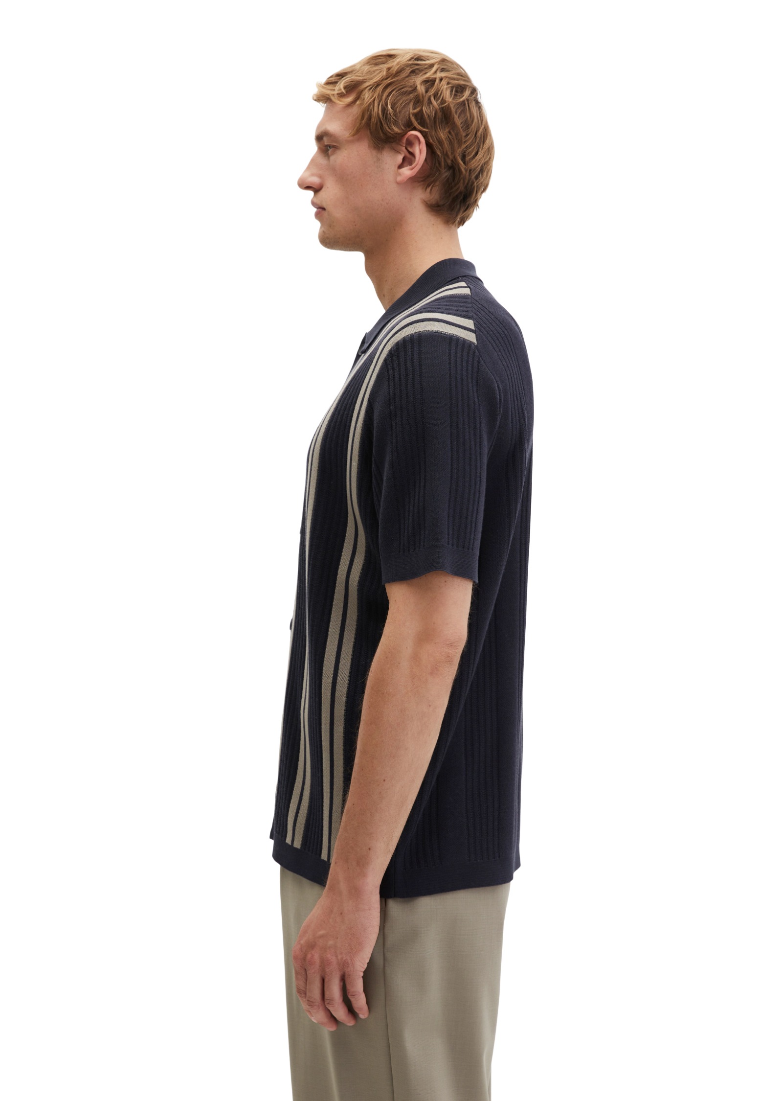 Marc O'Polo Kurzarmhemd »DFB Travel Collection« Kurzarm-Feinstrickshirt aus reiner Bio-Baumwolle