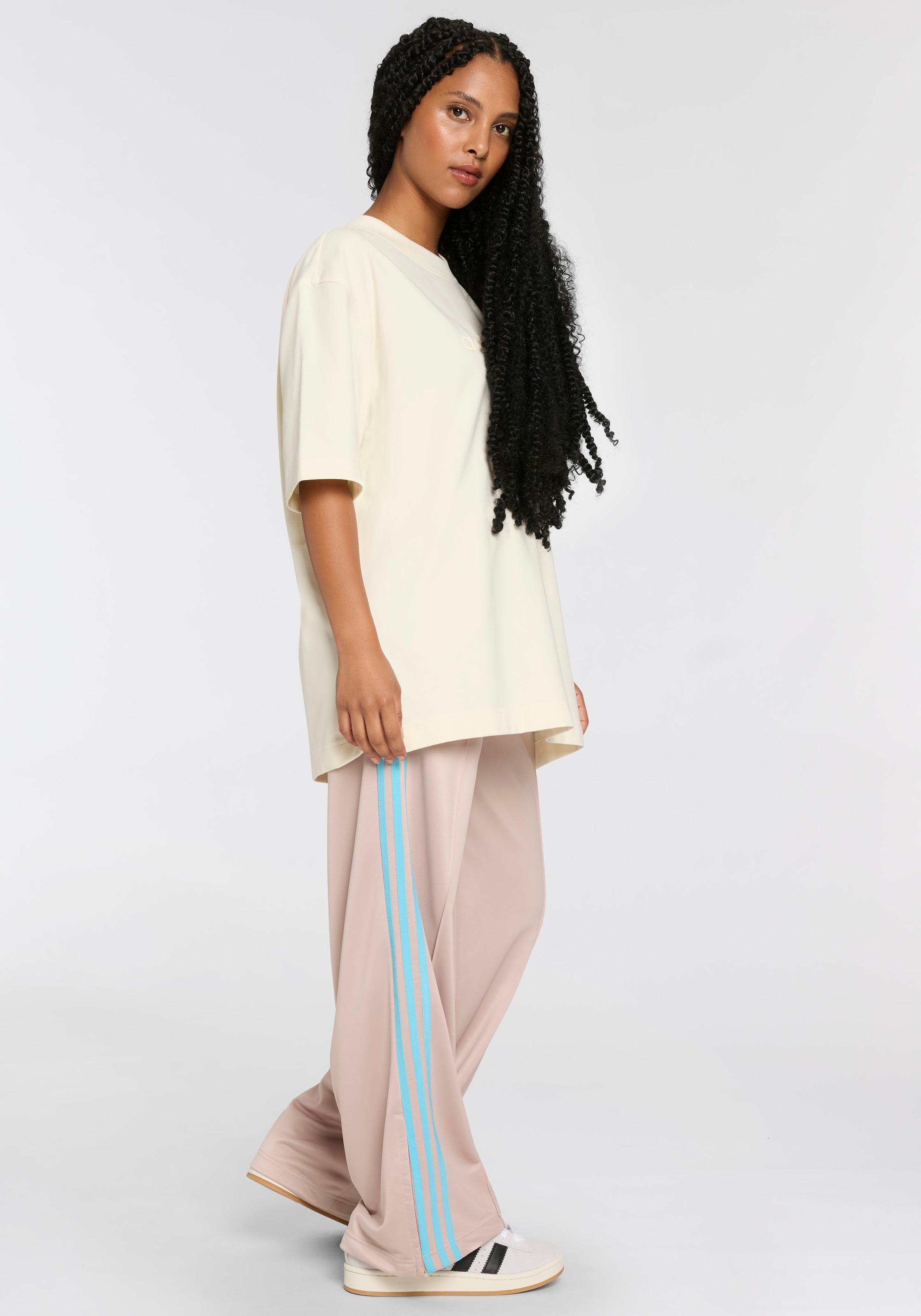 adidas Originals T-Shirt »ESS LIN TEE OS«, Oversize-Passform, lässiger Style