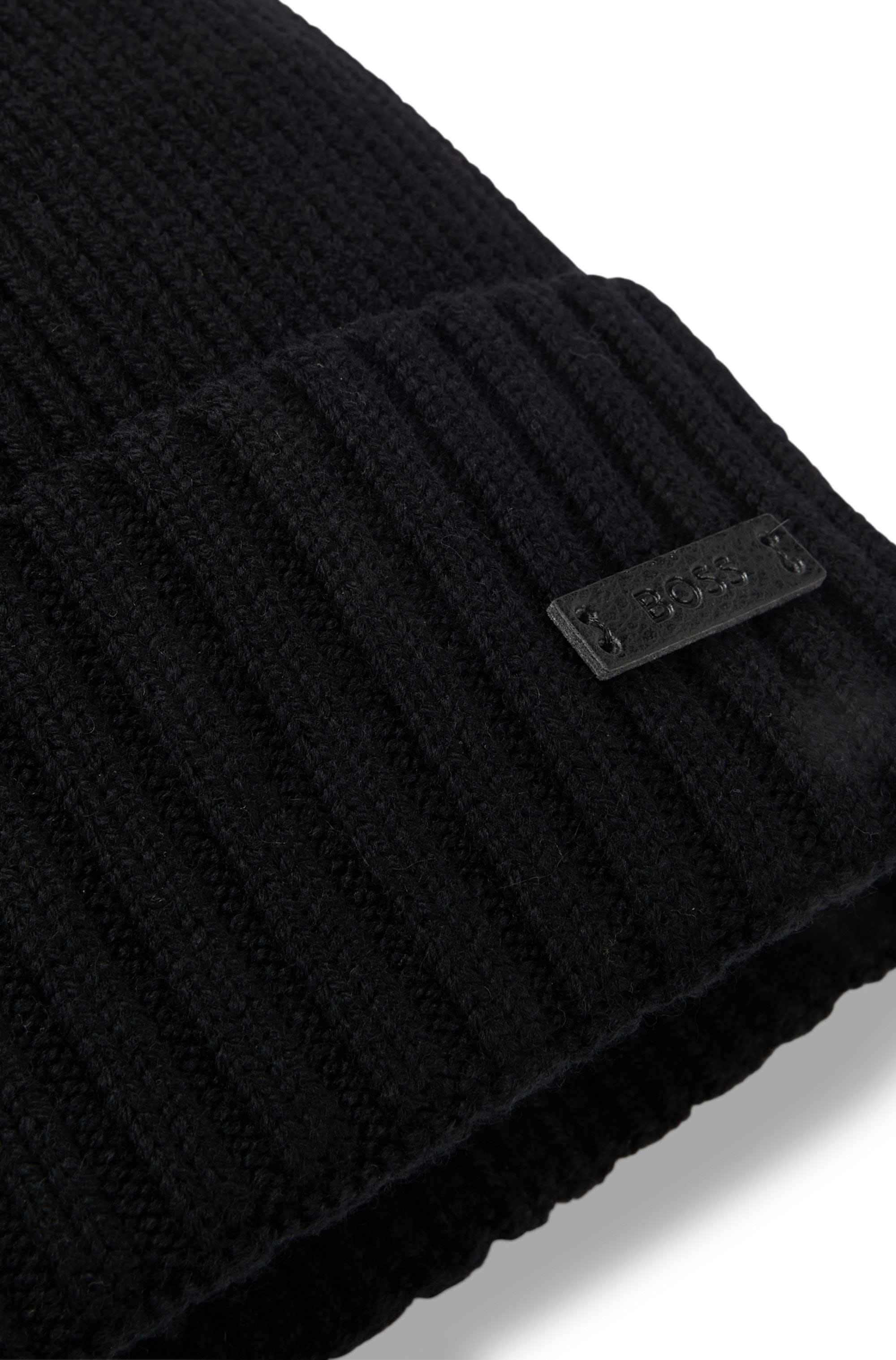 BOSS Beanie »Fati« aus Rippenstrick