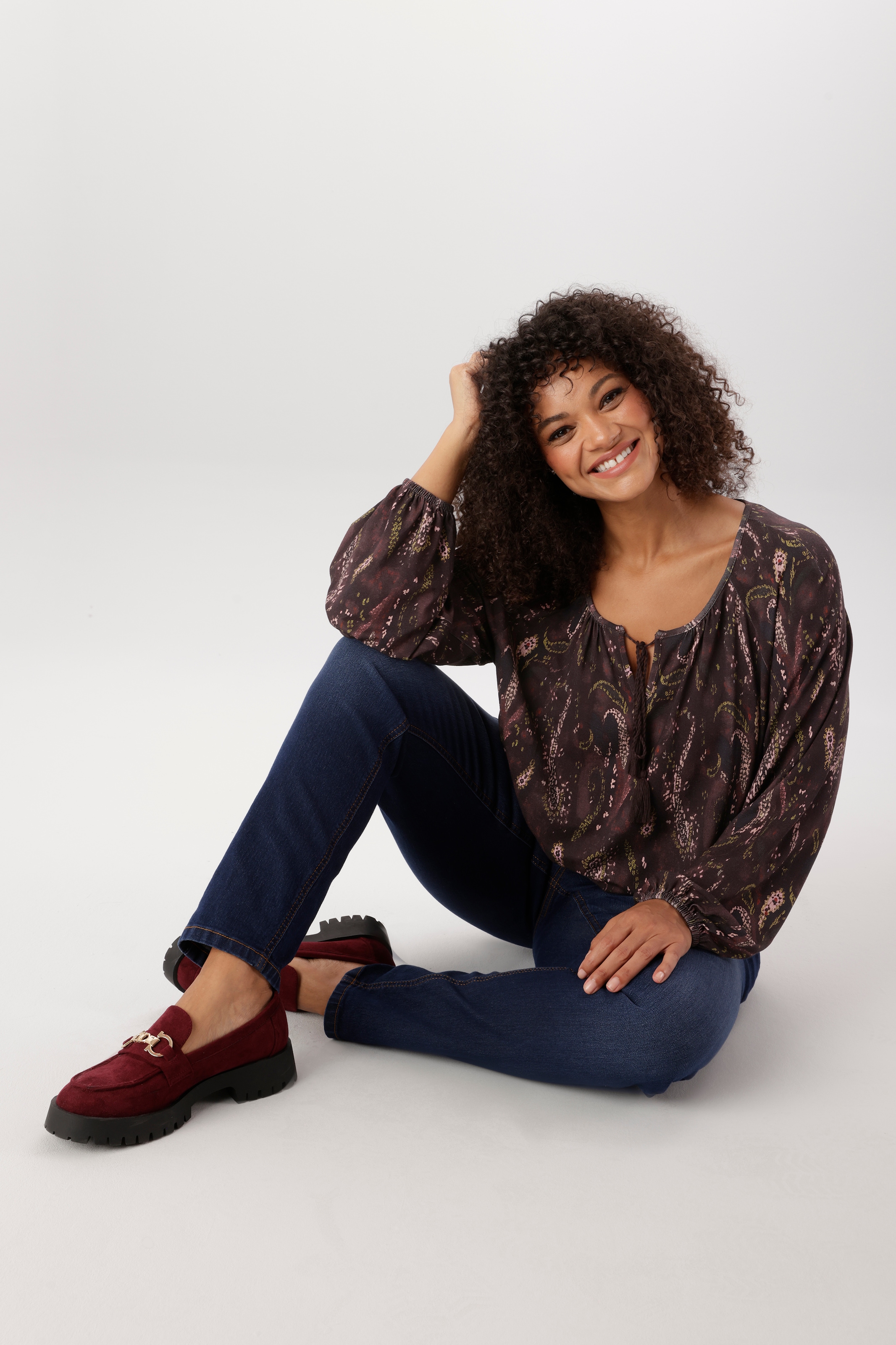 Aniston PLUS Langarmshirt in modischem Paisleydruck - NEUE KOLLEKTION