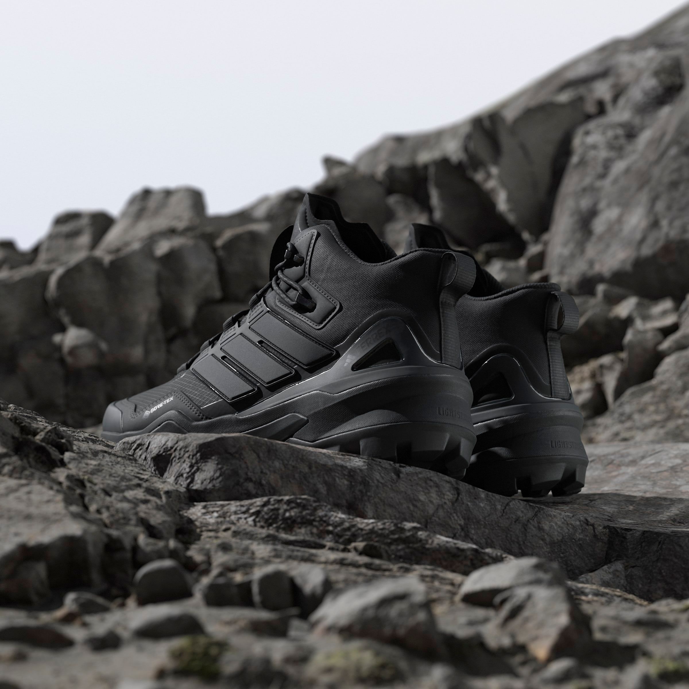 adidas TERREX Wanderschuh »TERREX SKYCHASER MID GORE-TEX«, wasserdicht