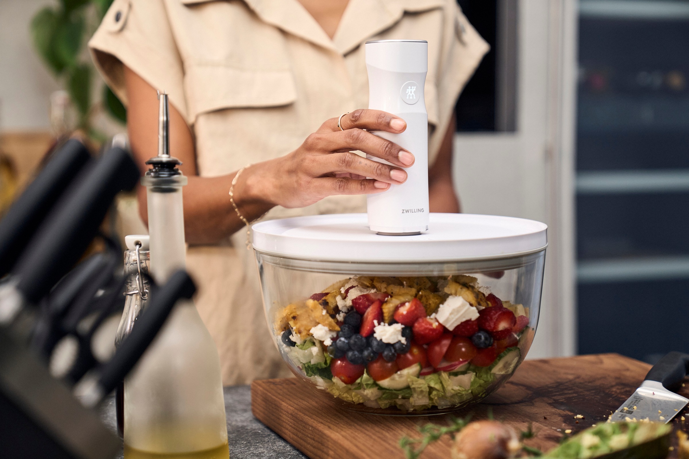Zwilling Aufbewahrungsschüssel »Fresh & Save BOWLS«, (2 tlg., Schüssel inkl. Deckel), Vakuumschüssel L / 24 cm, Glas